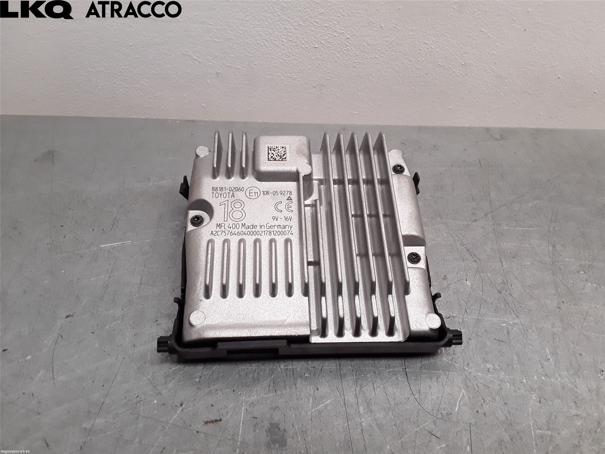 Toyota AURIS 13-19 Sensor Parkering Front