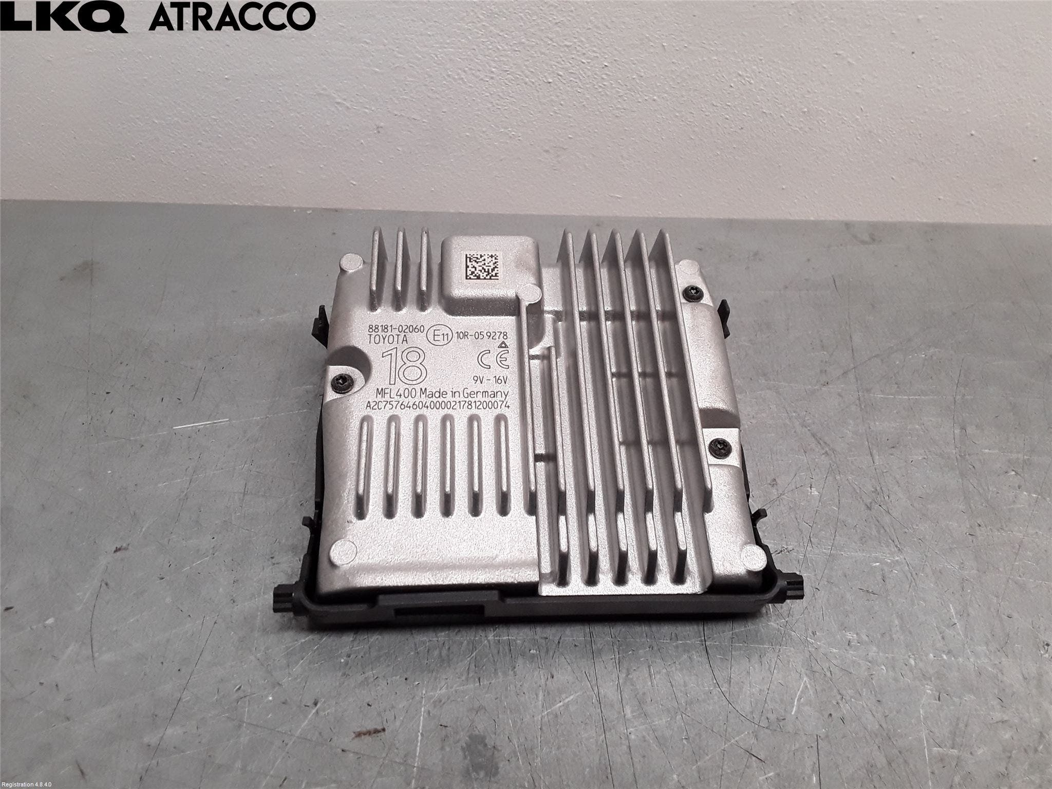 Toyota AURIS 13-19 Sensor Parkering Front