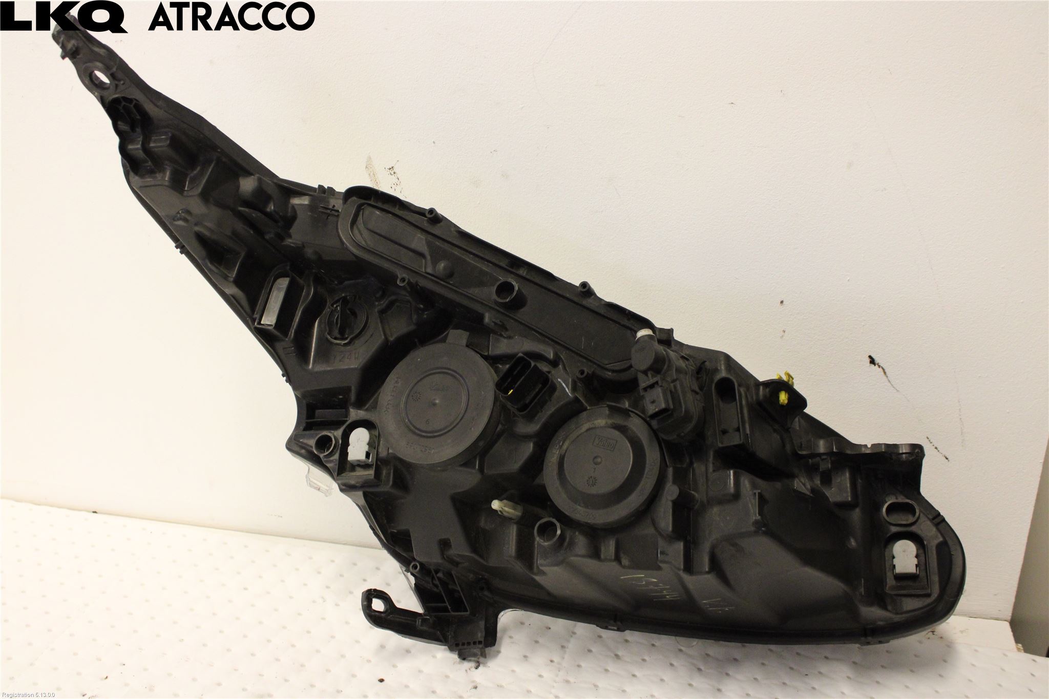 Peugeot 208 12-15 Frontlykt Venstre