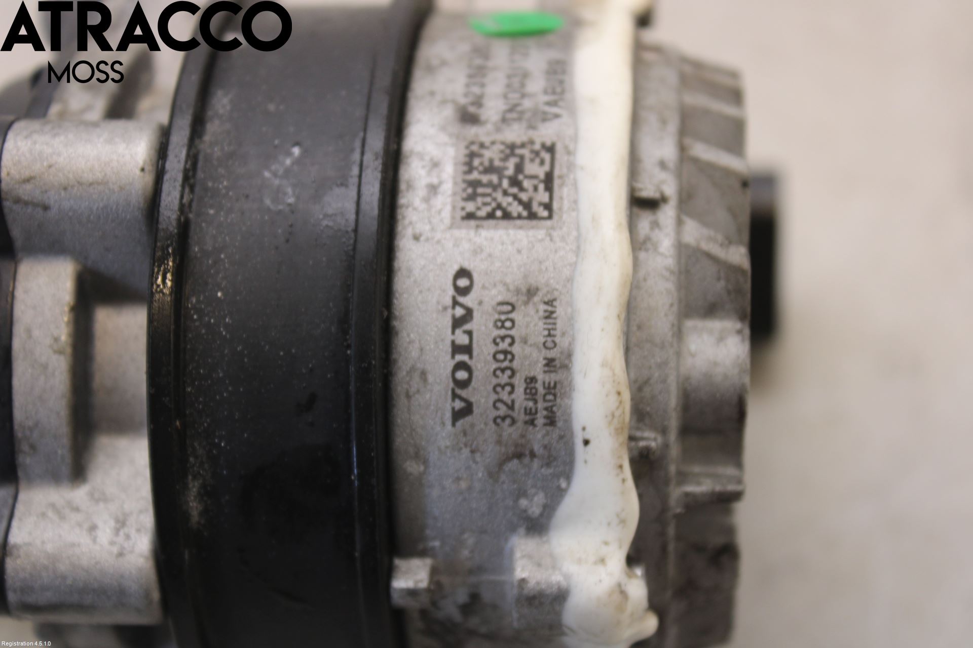 Volvo XC40/RECHARGE 18- Vannpumpe