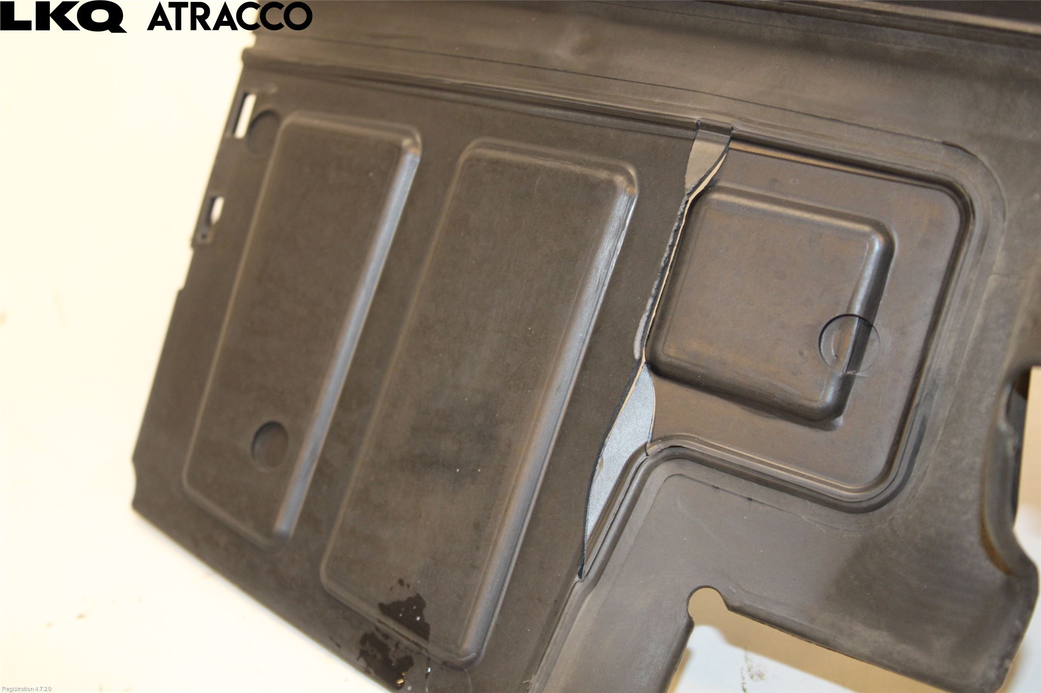 Peugeot 2008/E-2008 20- Luftstyring Front