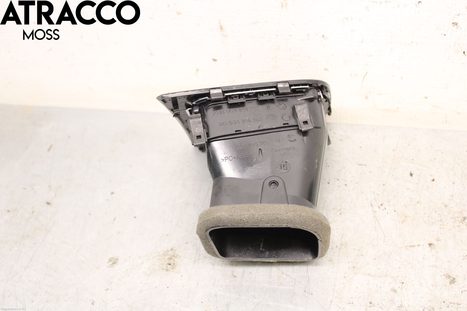 Volkswagen VW GOLF / E-GOLF VII 13-20 Dashbord Kanal - Dyse