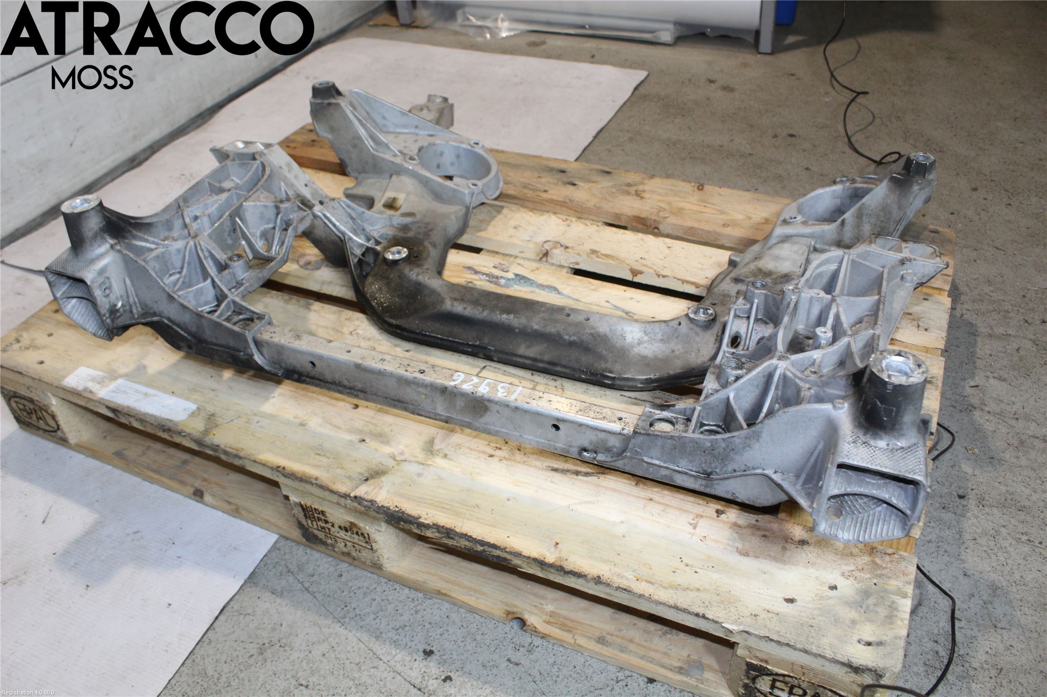 BMW 5 F10/F11/F18 09-17 Gearkasse Bjelke - Travers