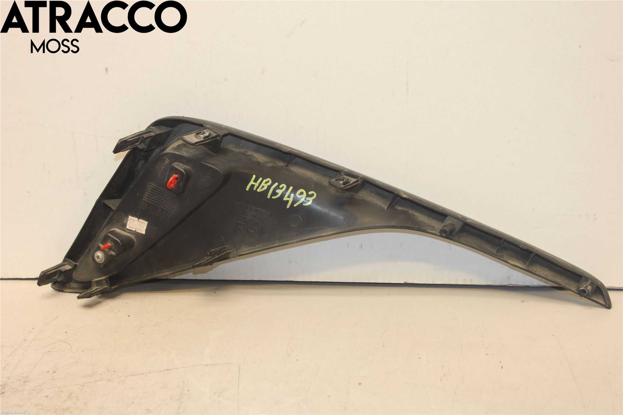 Toyota C-HR 16-23 Refleks Bak