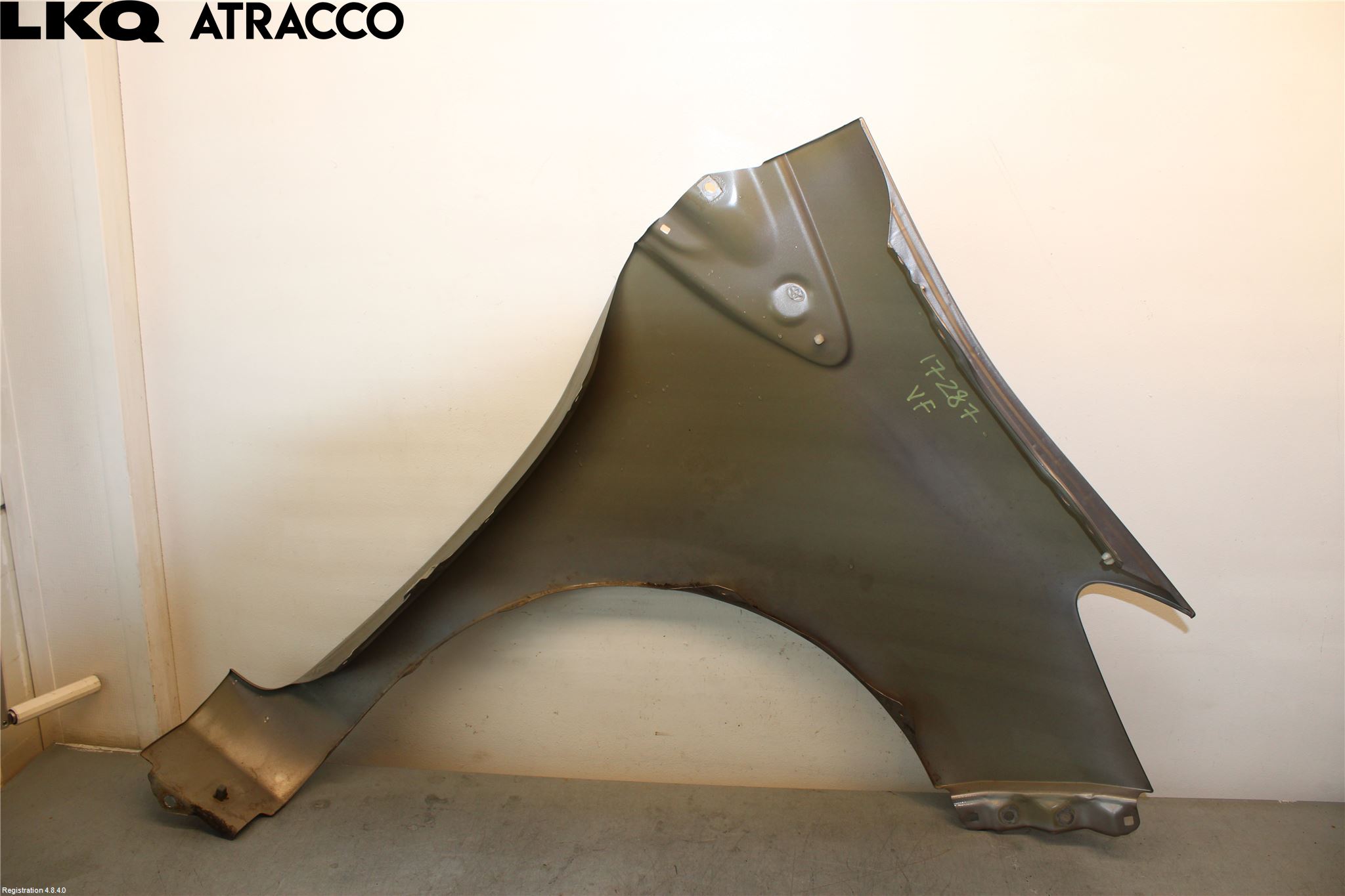 Toyota YARIS XP130 15-20 Skjerm Foran Venstre