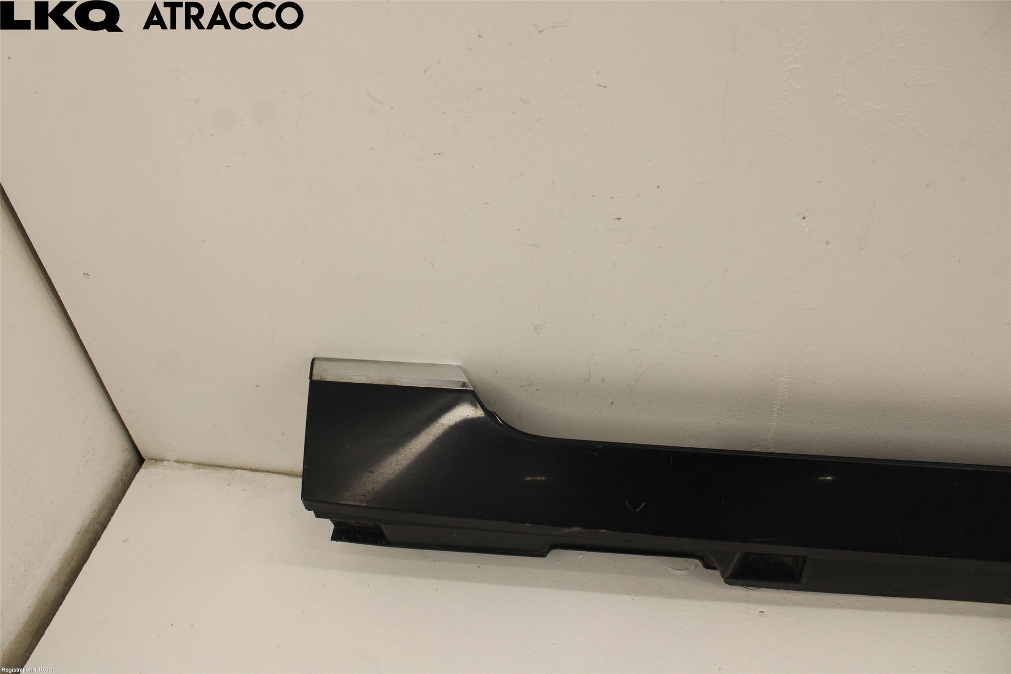 Mitsubishi OUTLANDER 07-12 Kanalskjørt Høyre