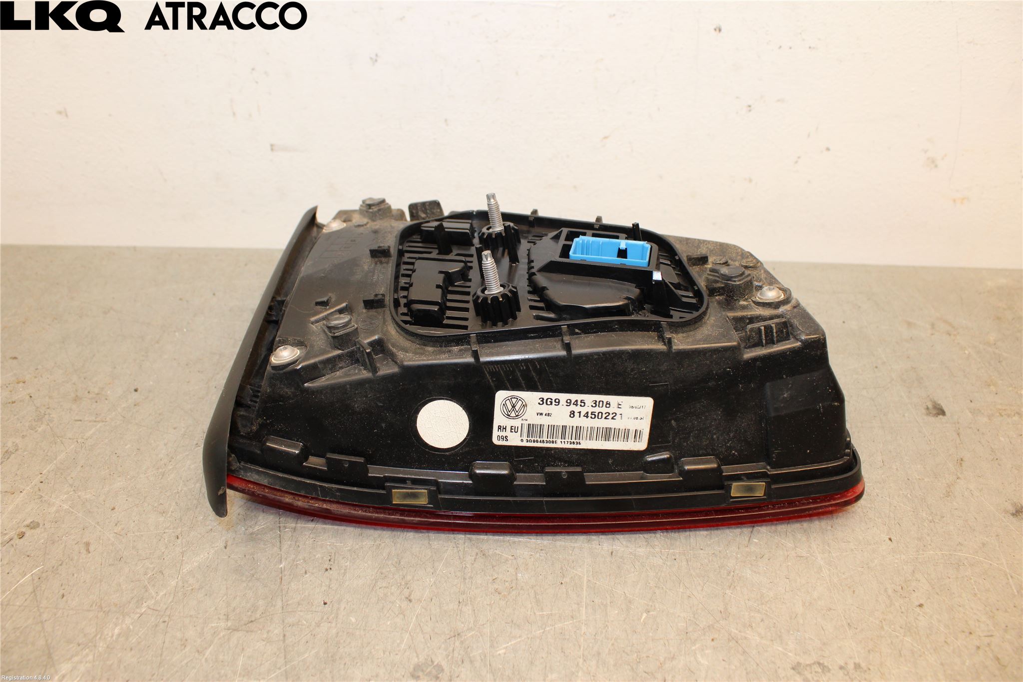 Volkswagen VW PASSAT 15-19 Baklykt Høyre  På Luke(Indre)