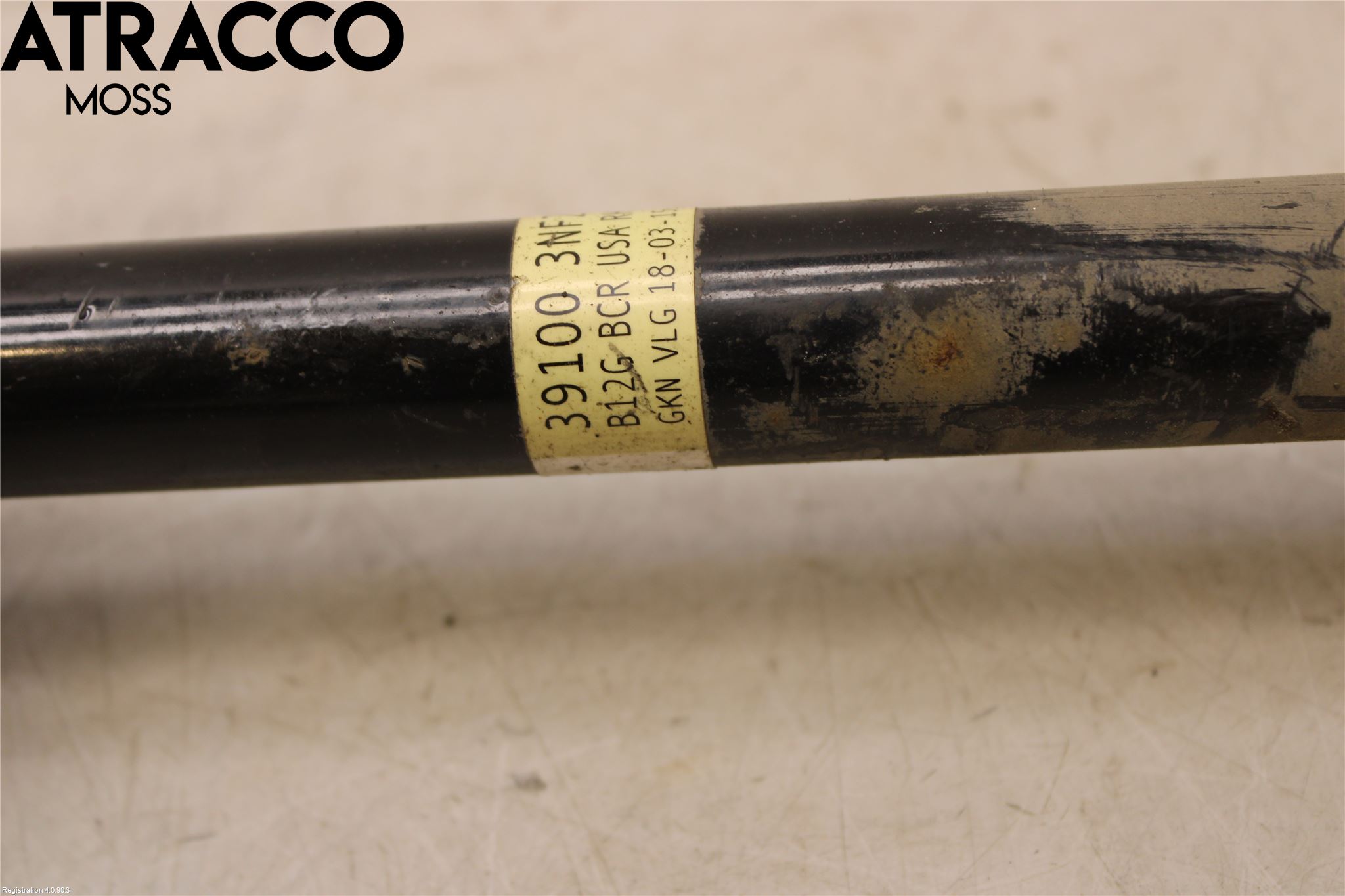 Toyota YARIS XP130 12-14 Drivaksel Foran Kompl Høyre