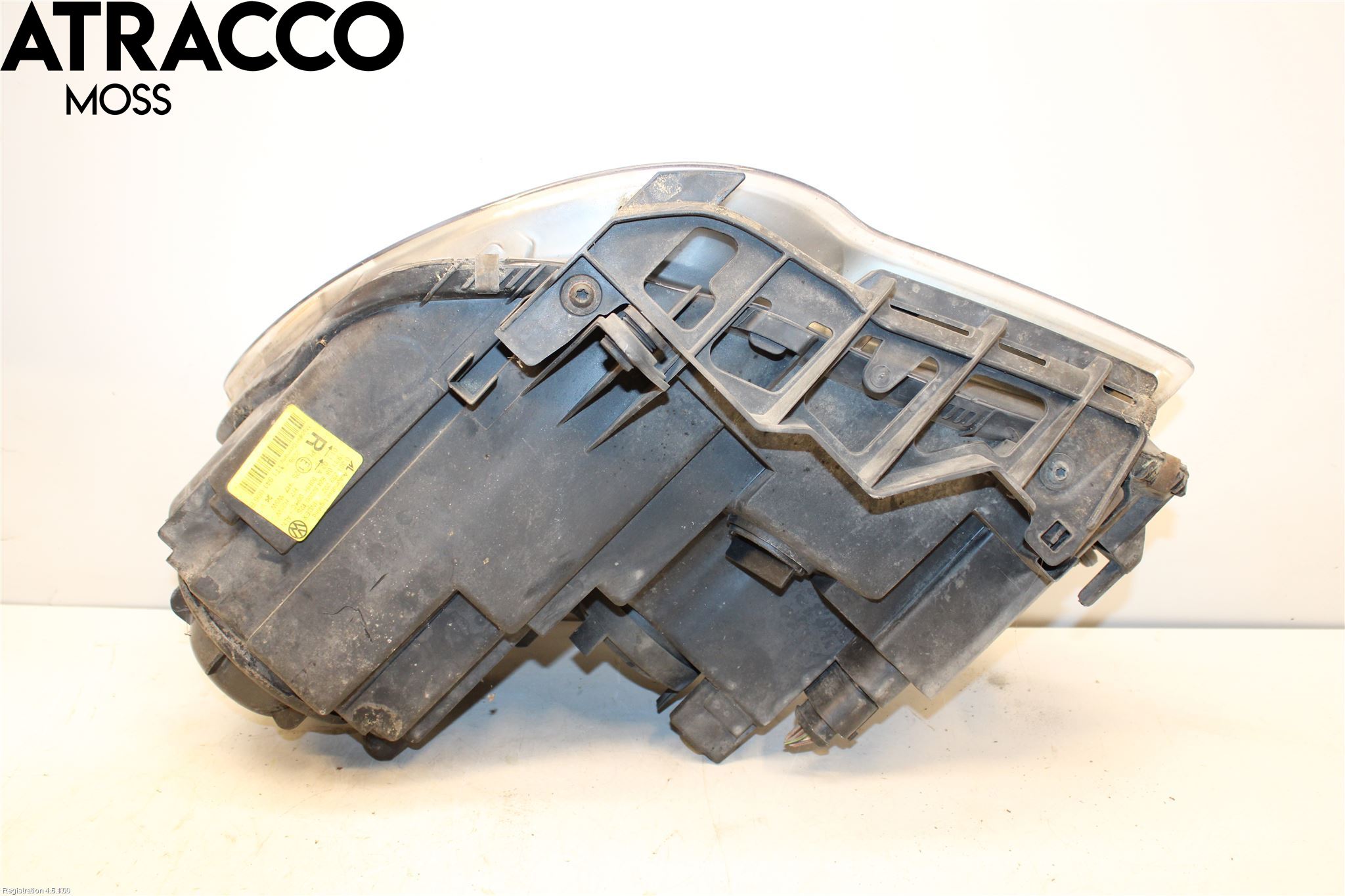 Volkswagen VW TOURAN 03-10 Frontlykt Høyre