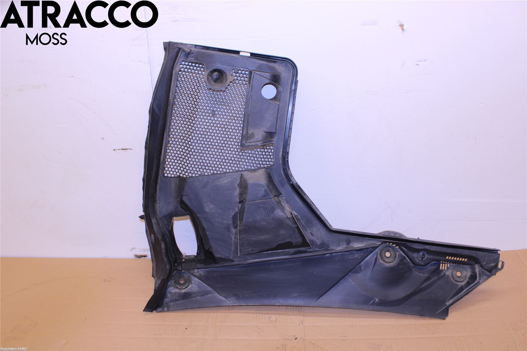 Mercedes-Benz MB C-KLASS (W205) 14-21 Visker Deksel-Grill-Under Frr