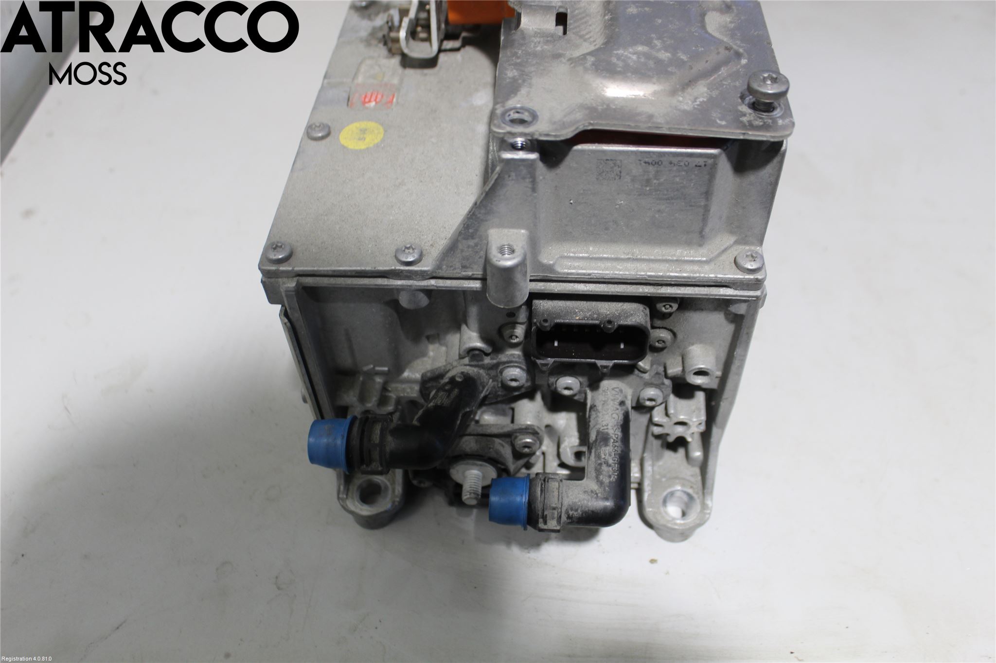 Volkswagen VW GOLF / E-GOLF VII 13-20 Inverter 12-)220V