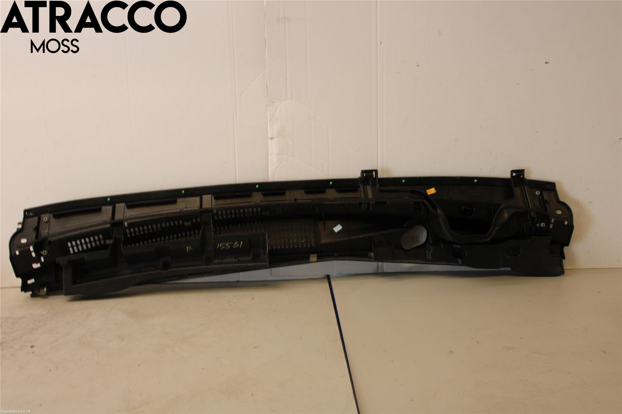 Toyota YARIS XP130 12-14 Visker Deksel-Grill-Under Frr