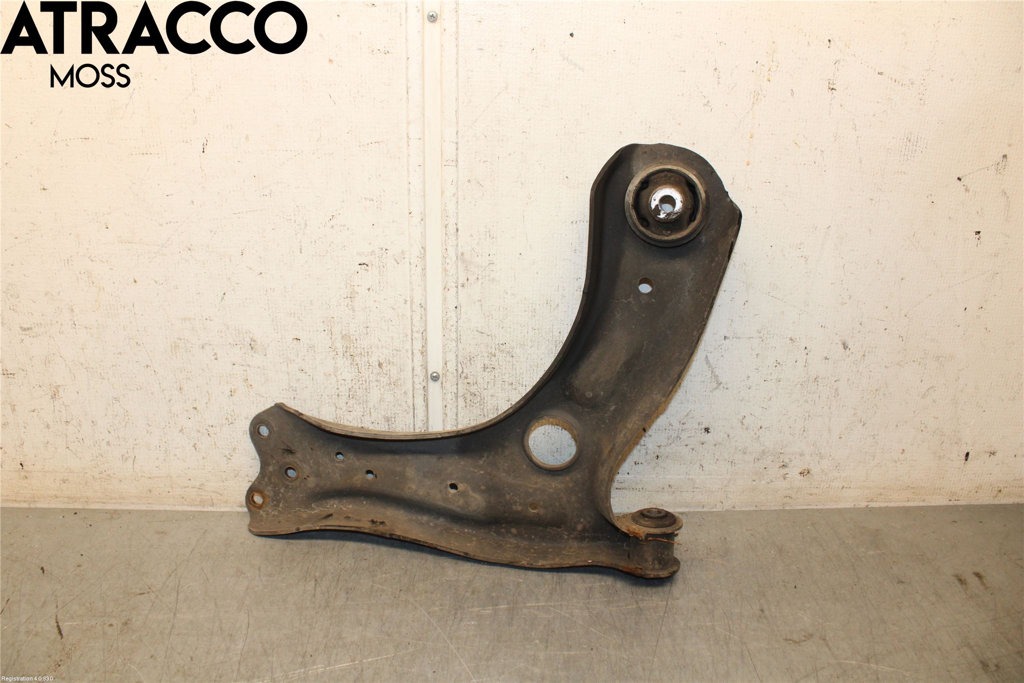 Volkswagen VW POLO 10-17 Bærearm Foran Venstre Nedre