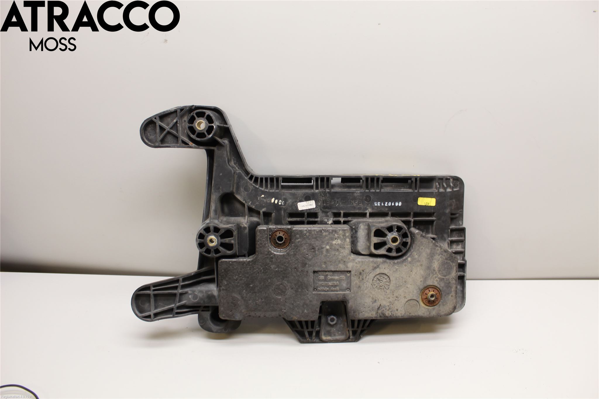 Volkswagen VW SHARAN 11- Batterikasse - Feste - Holder