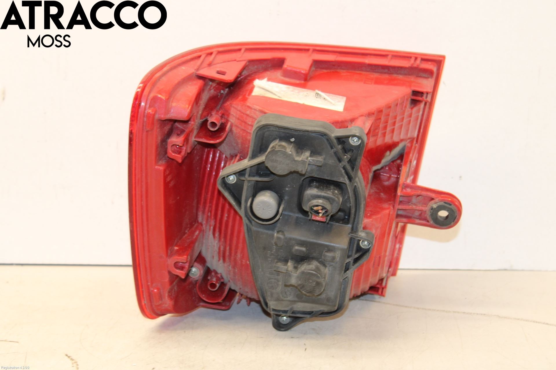 Volkswagen VW TOURAN 10-15 Baklykt Venstre