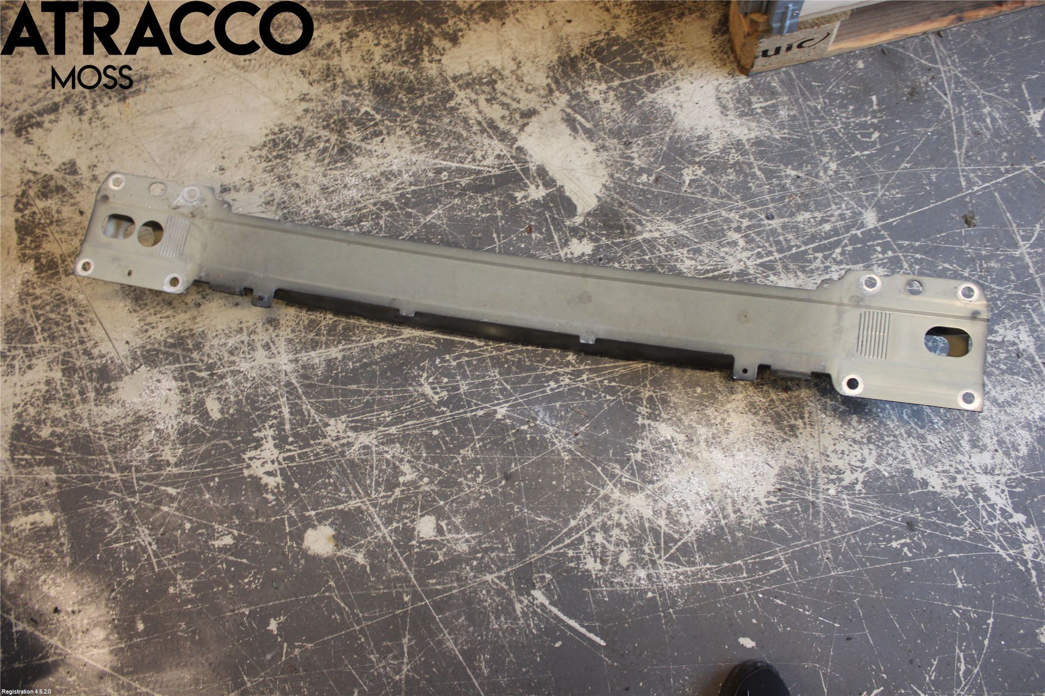 Volvo V70 14-16 Støtfanger Foran Bjelke