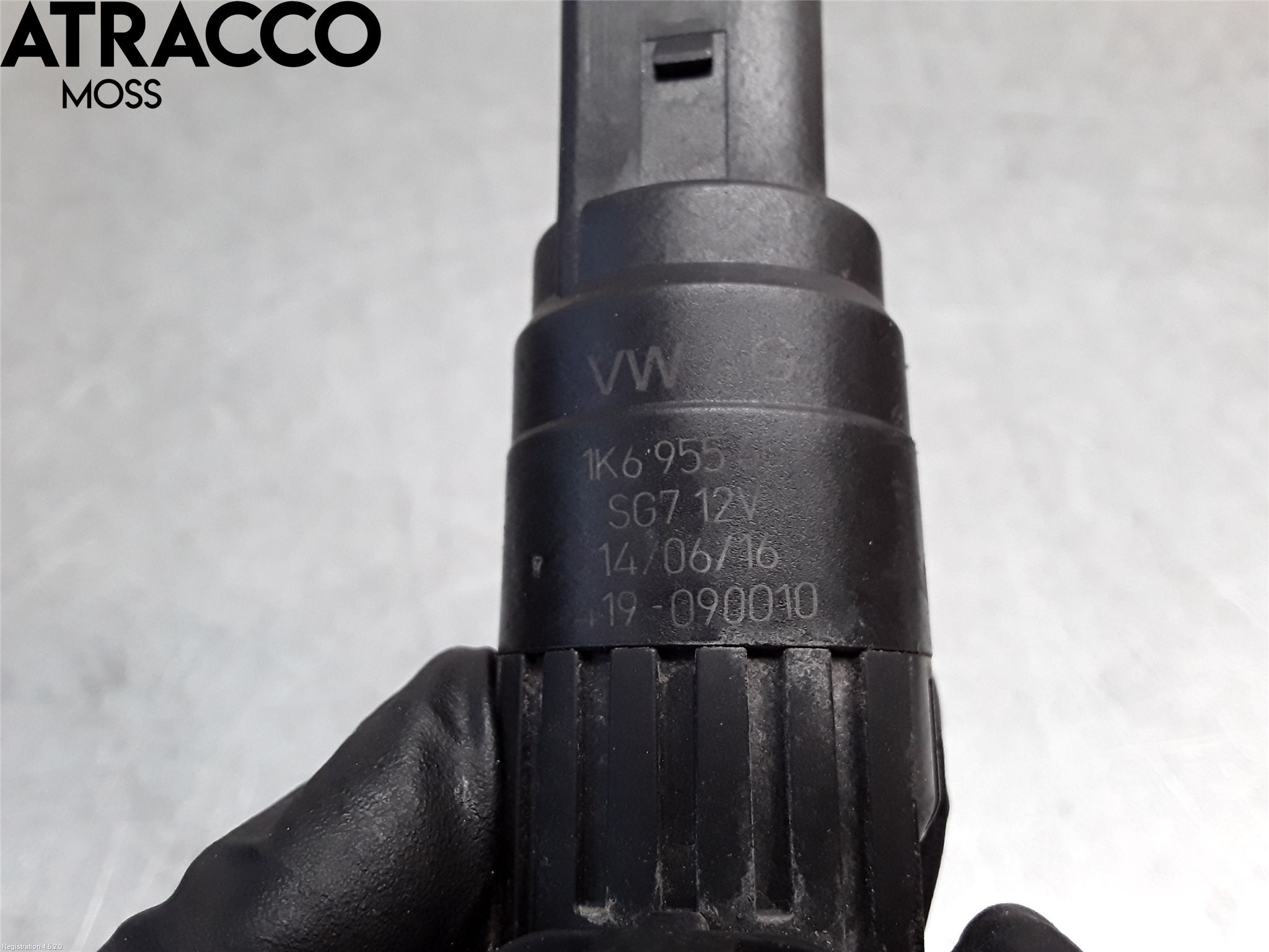 Skoda RAPID Spylerpumpe Frontrute