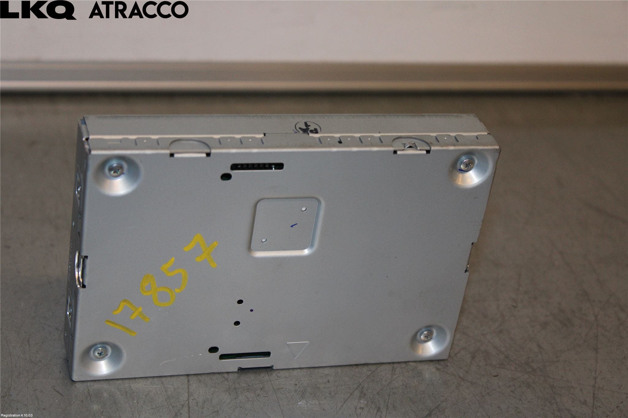 Volvo V40 12-19 Stereo Antenneforsterker