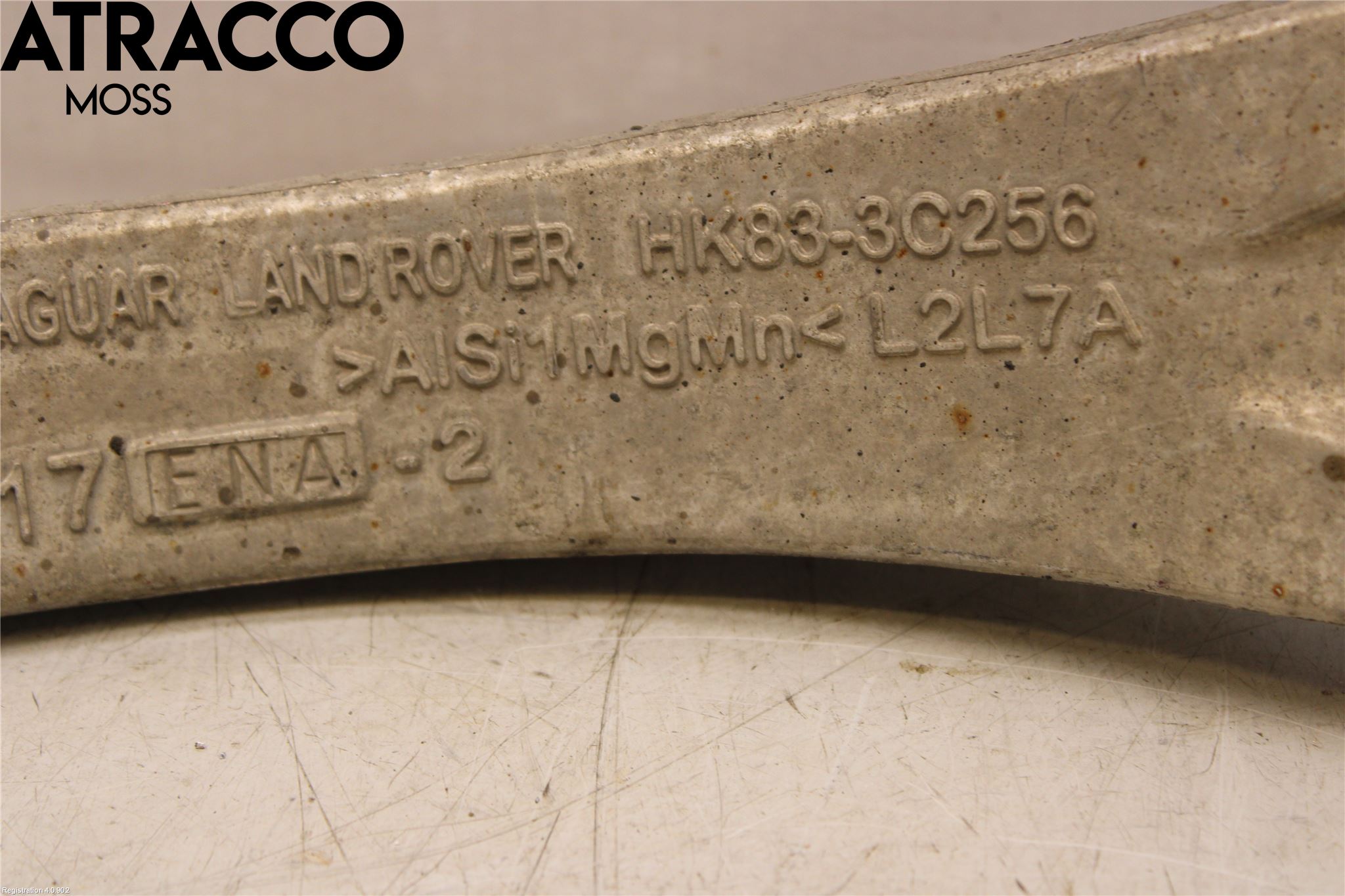 Jaguar F-PACE Bærearm Foran Høyre Nedre