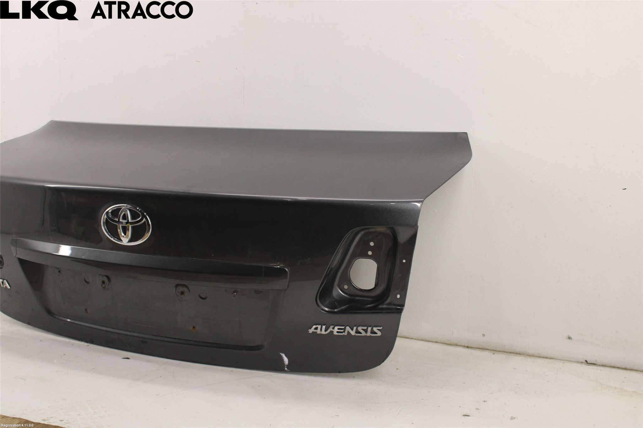 Toyota AVENSIS 09-15 Bakluke Koffertlokk