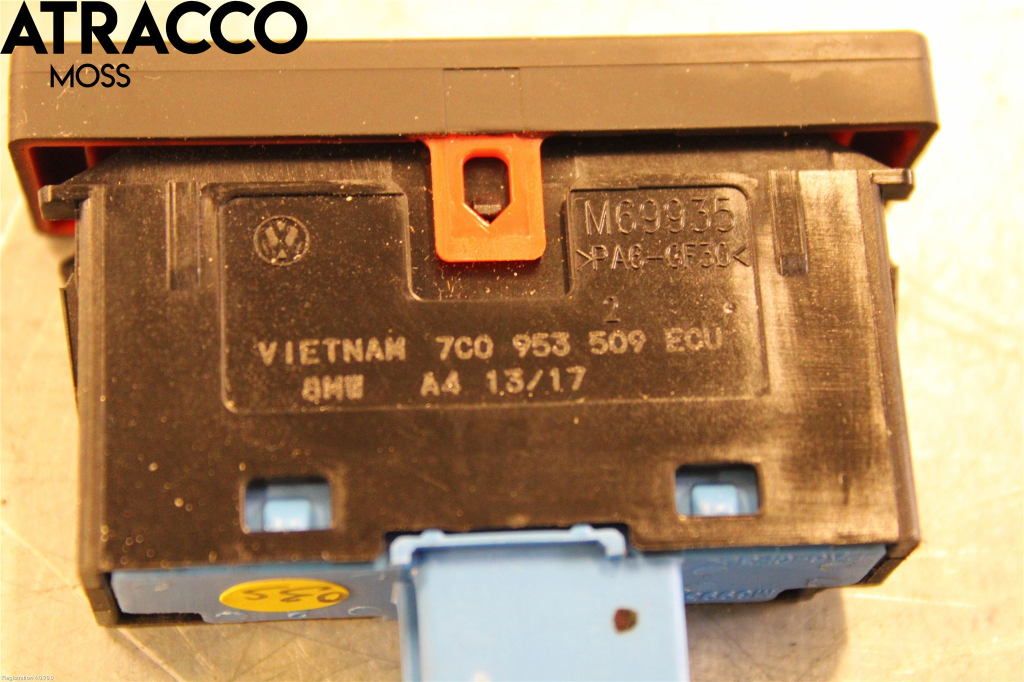 Volkswagen VW CRAFTER II / E-CRAFTER 17- Bryter Varsel (Nødblink)