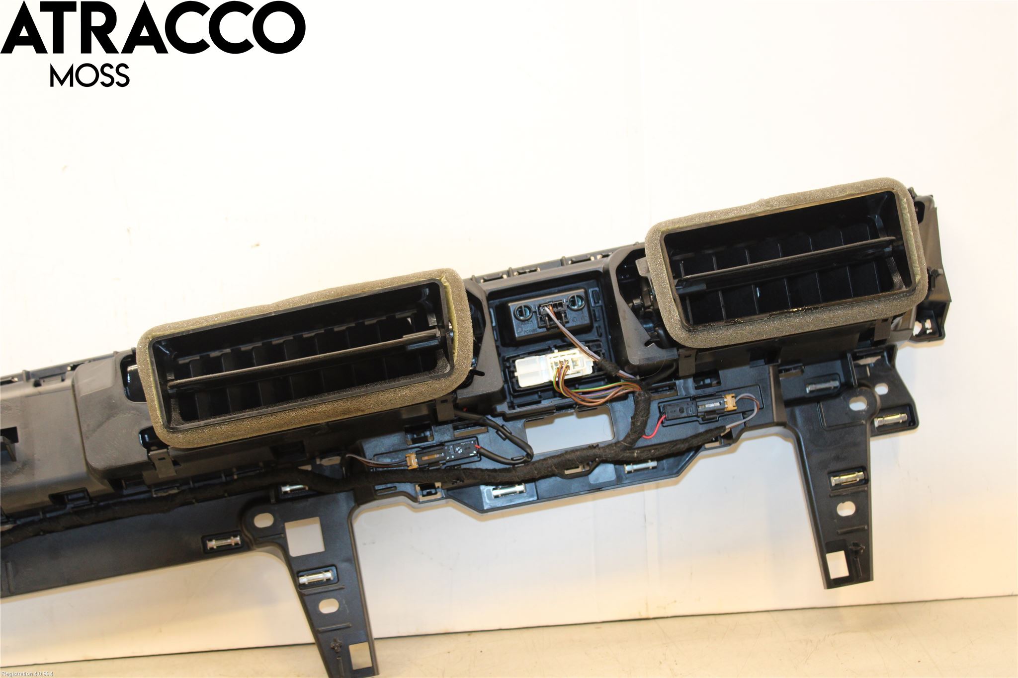 Volkswagen VW PASSAT 20-24 Innr Dekor Instrbord