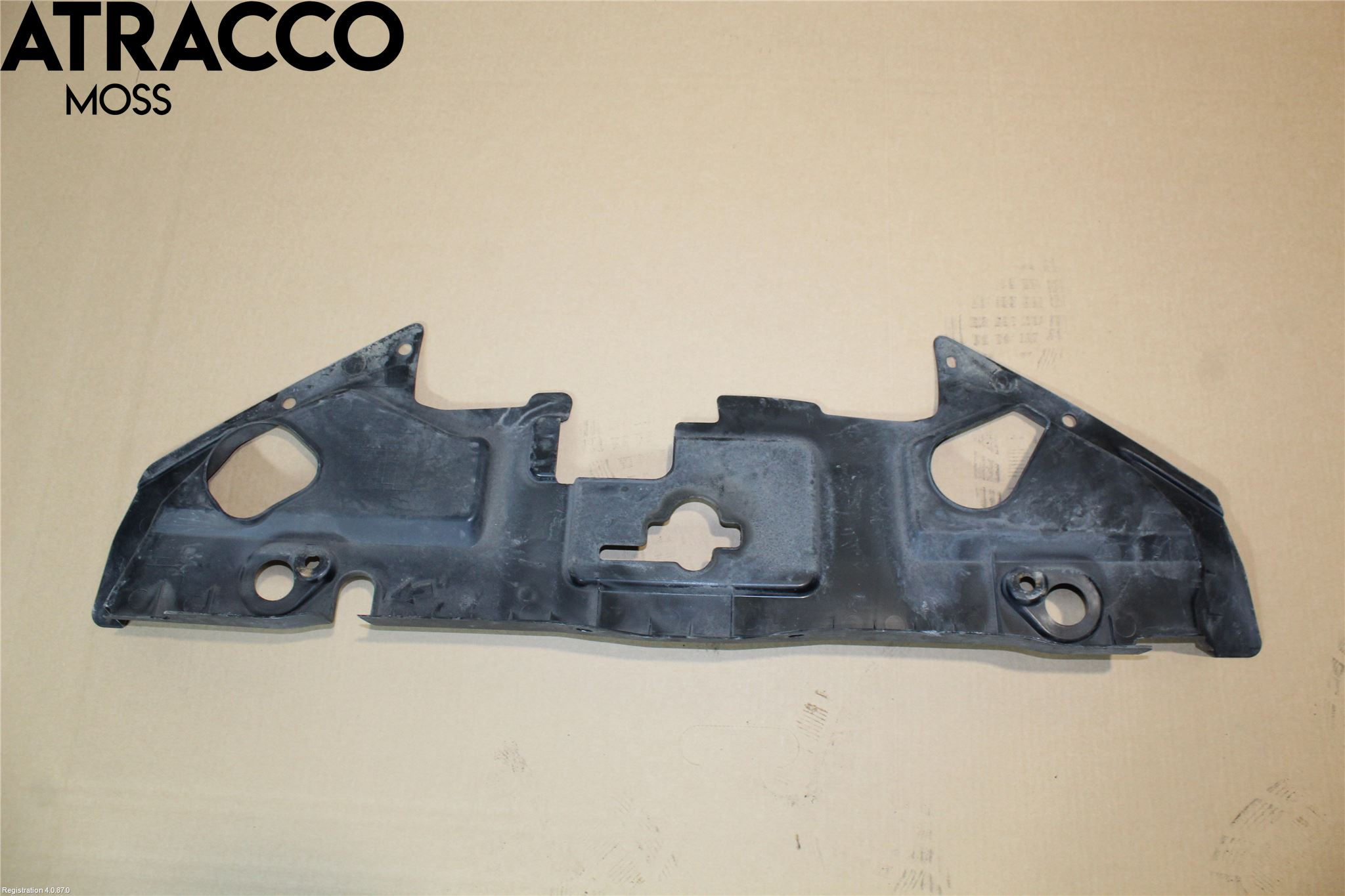 Nissan LEAF 11-17 Frontplate Nedre