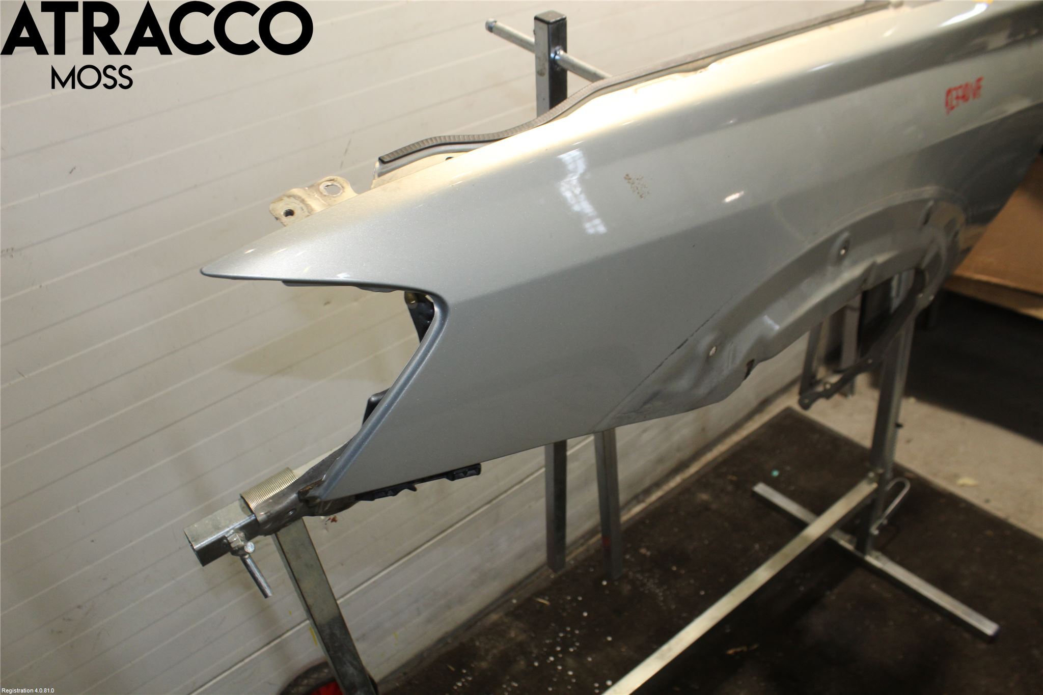 Subaru LEGACY    04-06 Skjerm Foran Venstre