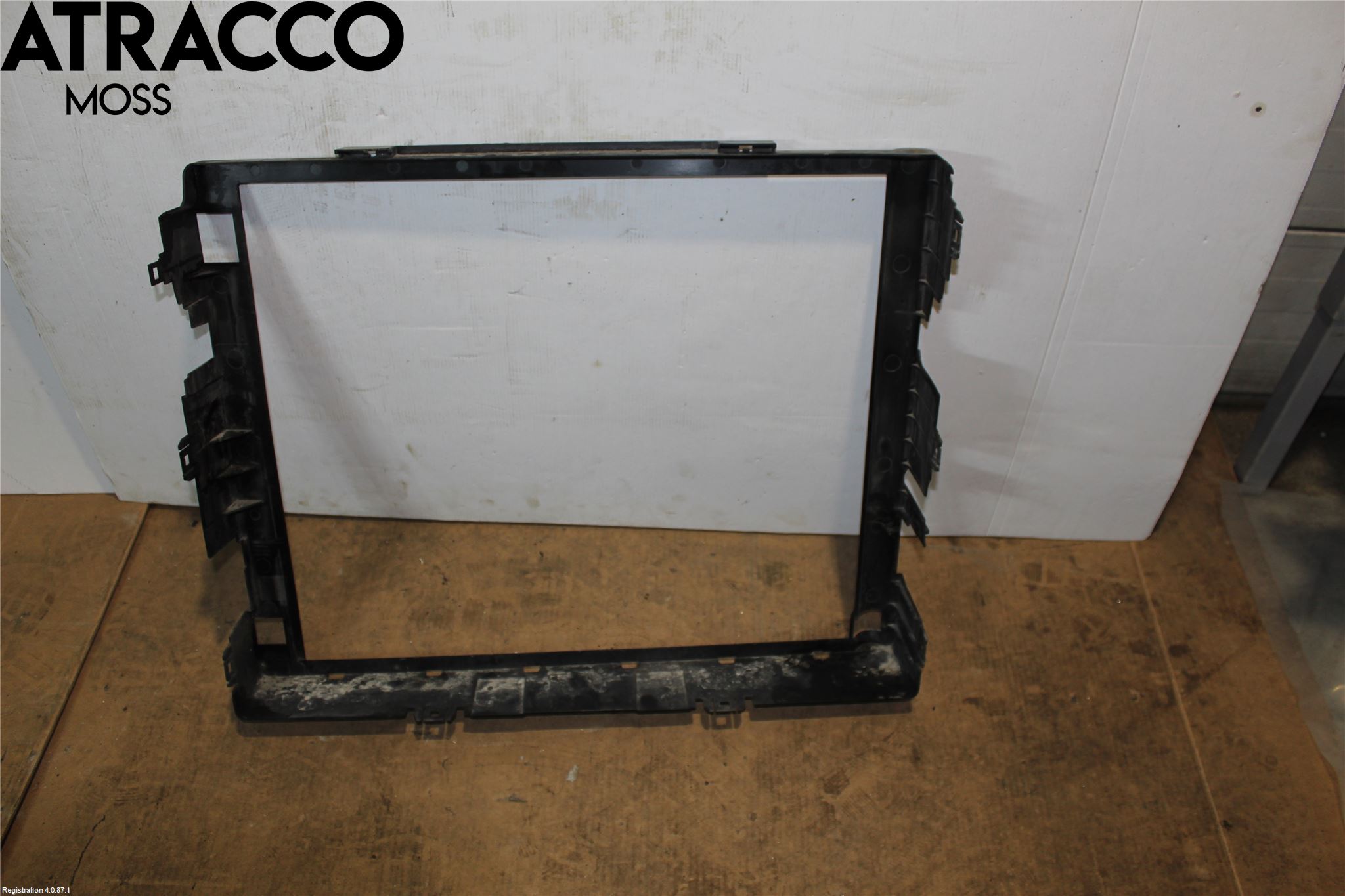 Skoda ENYAQ iV 21- Luftstyring Front