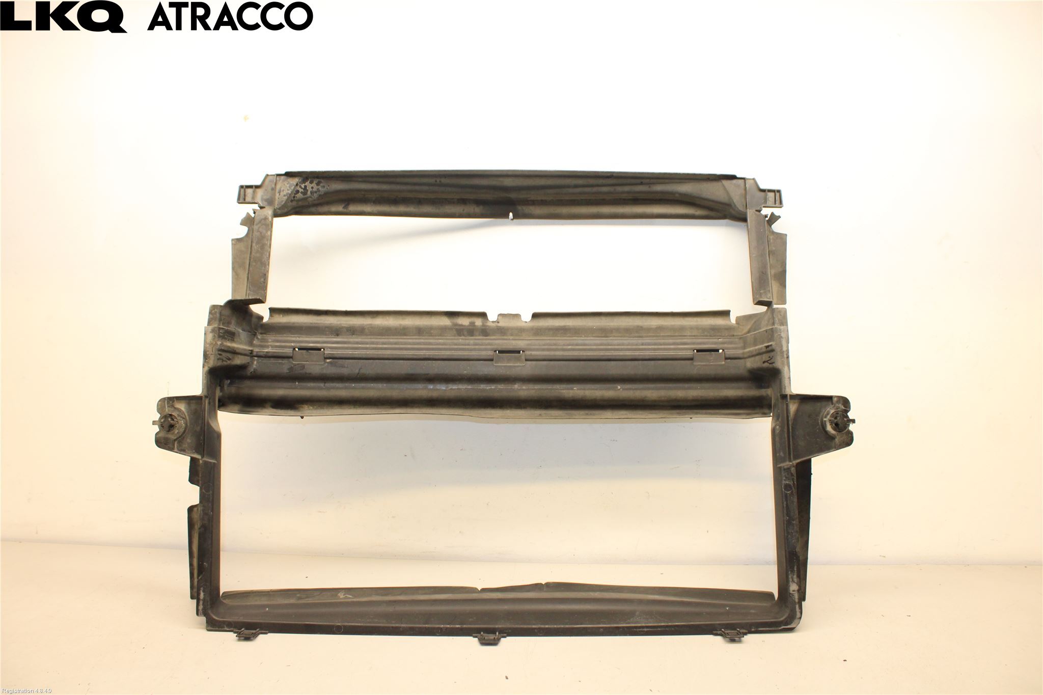 Volvo XC90/RECHARGE 16- Radiator Feste - Ramme - Bjelk