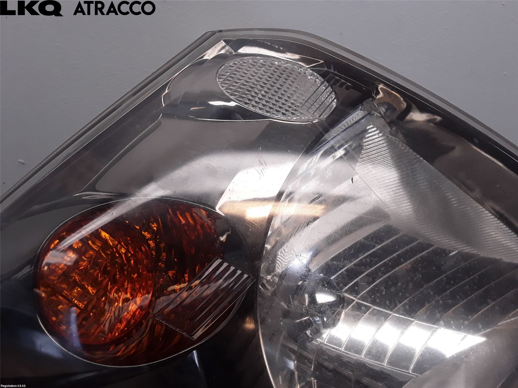 Toyota LANDCRUISER J120 02-09 Frontlykt Venstre