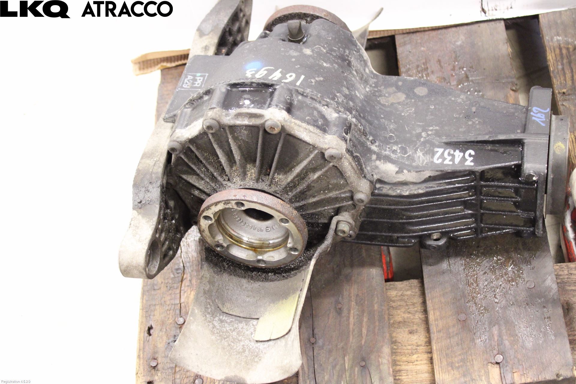 Audi A4/S4 01-05 Bakaksel Kardang Bak -Diff