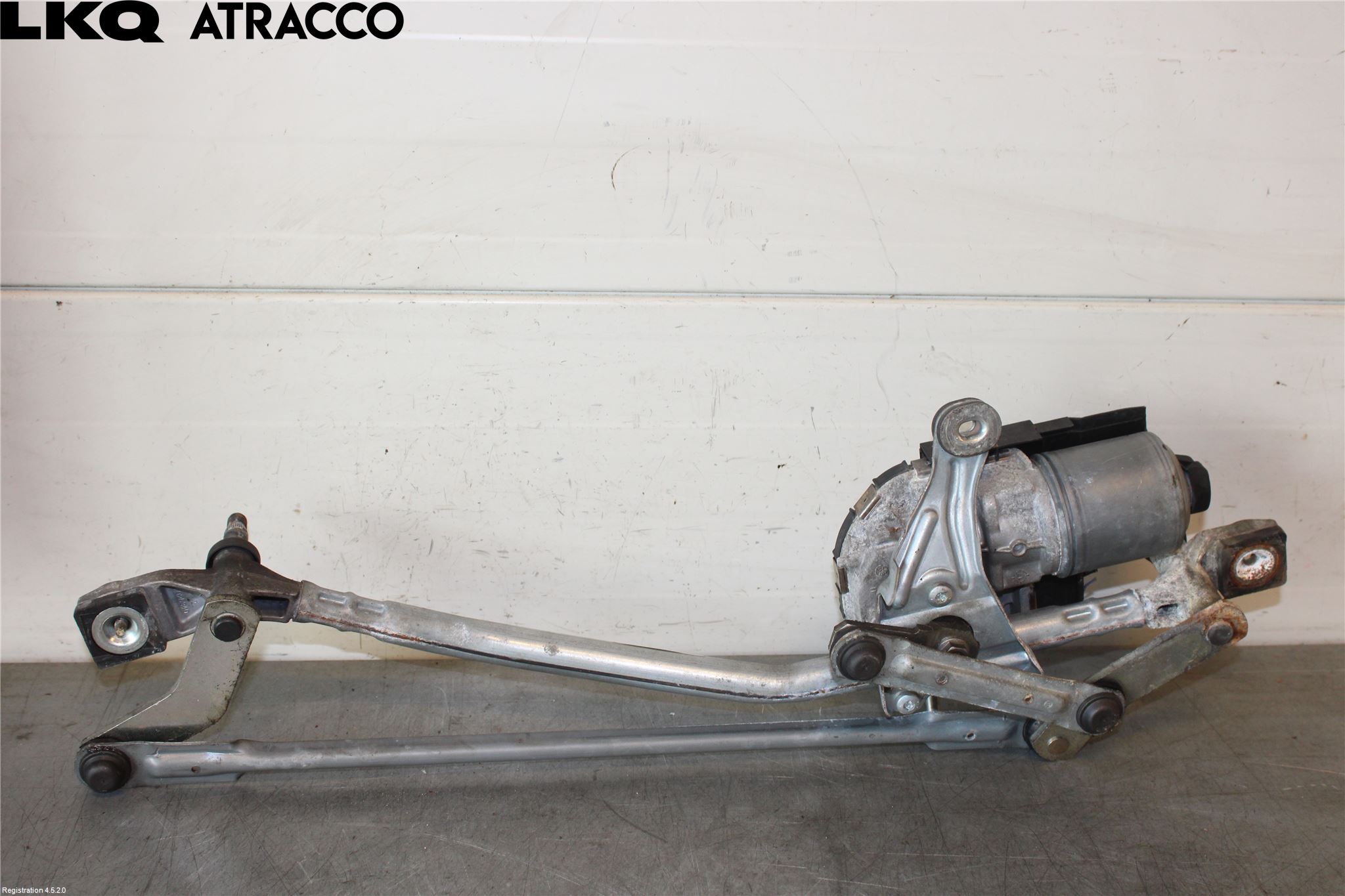 Volvo V40 12-19 Viskermotor Frontrute