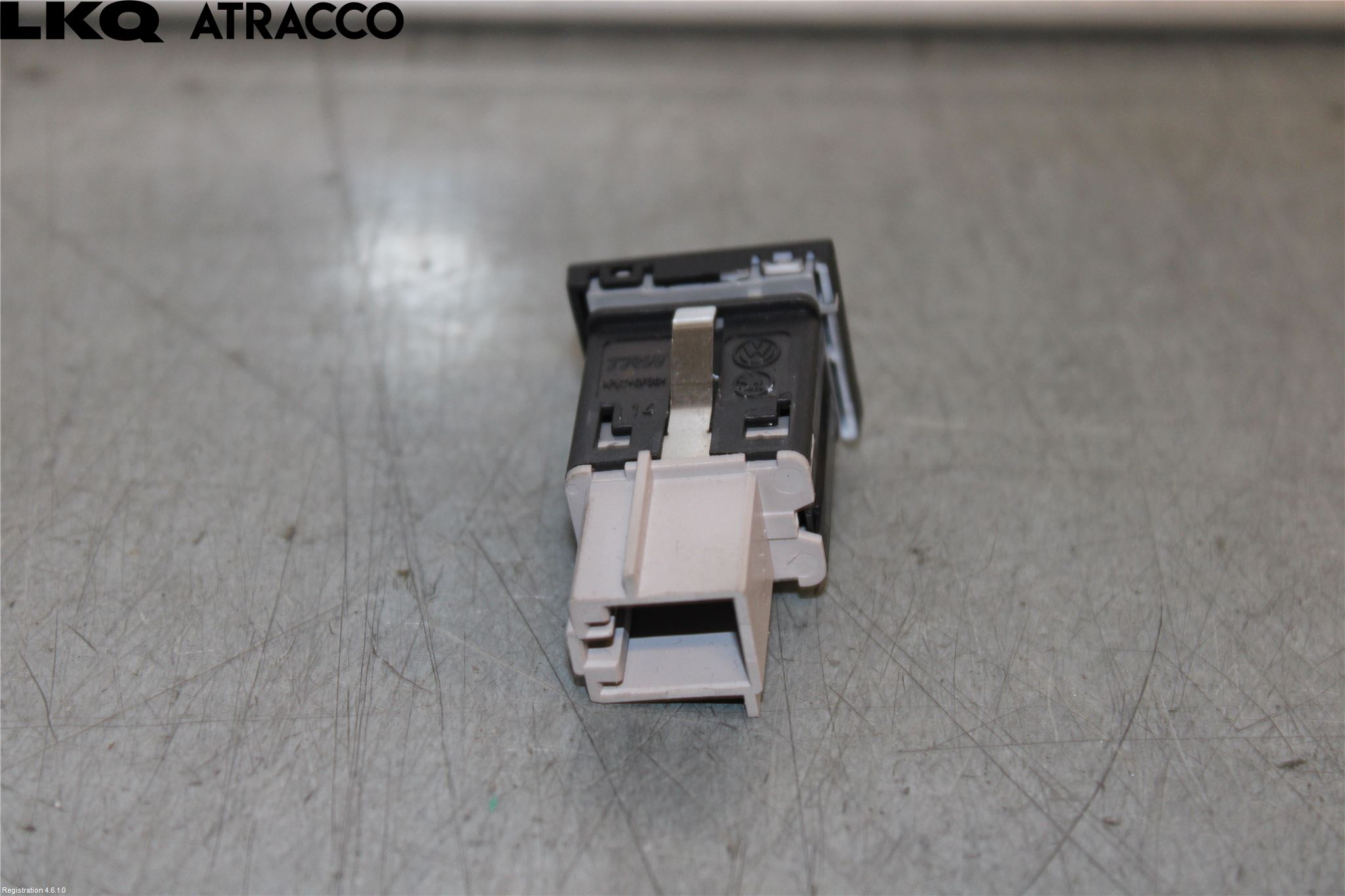 Volkswagen VW POLO 10-17 Bryter Varmesete