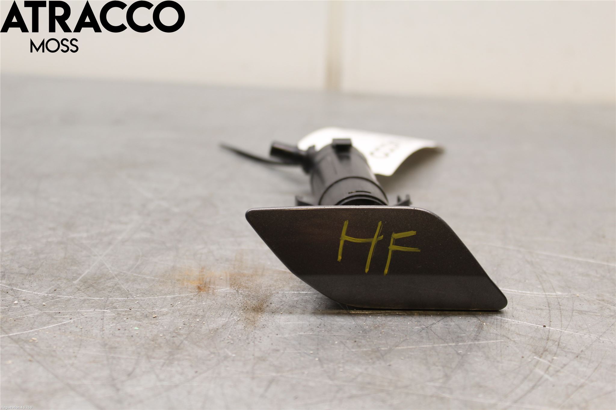 Volkswagen VW TOURAN 10-15 Spylerdyse Frontlykter