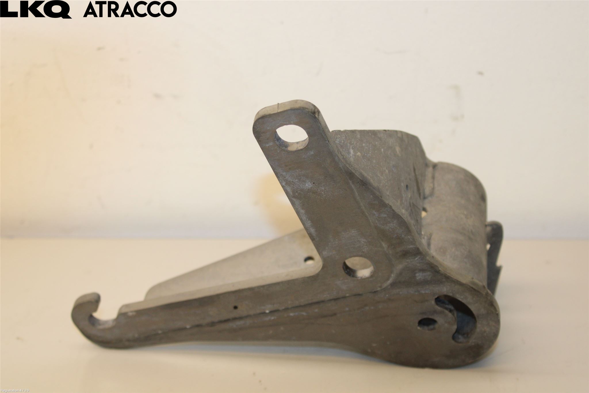 Porsche TAYCAN 20- Støtfangerfeste Bak Høyre