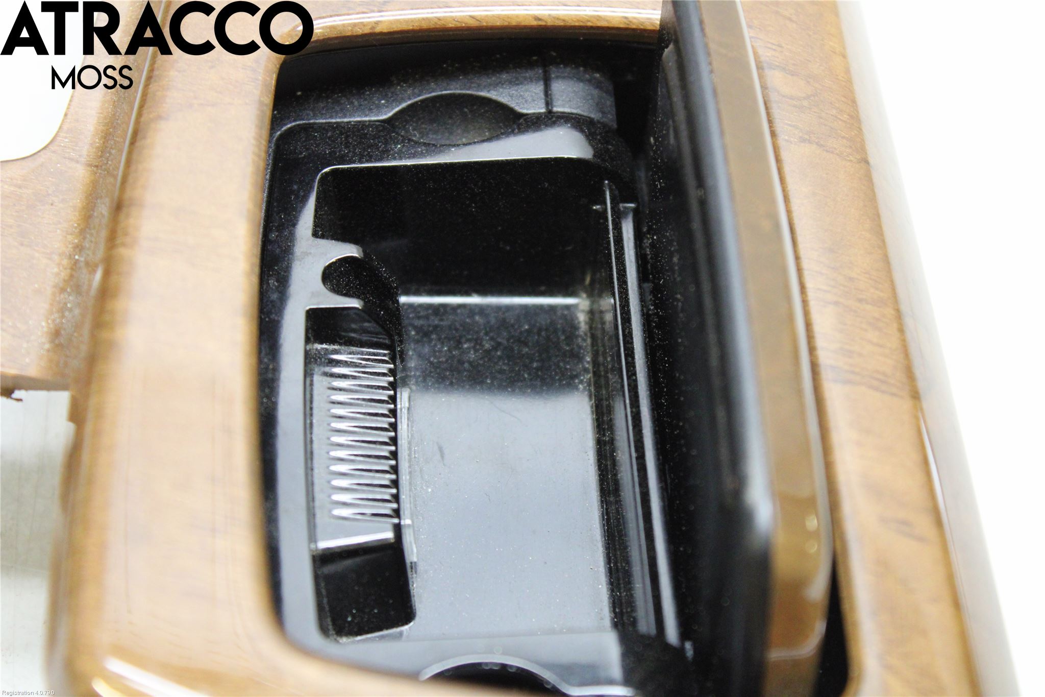 BMW 5 F10/F11/F18 09-17 Innr Konsoll-Lomme