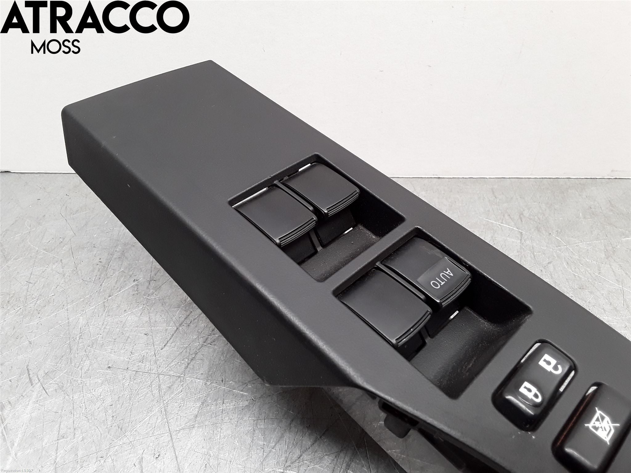 Toyota AURIS 13-19 Bryter Vindusheis