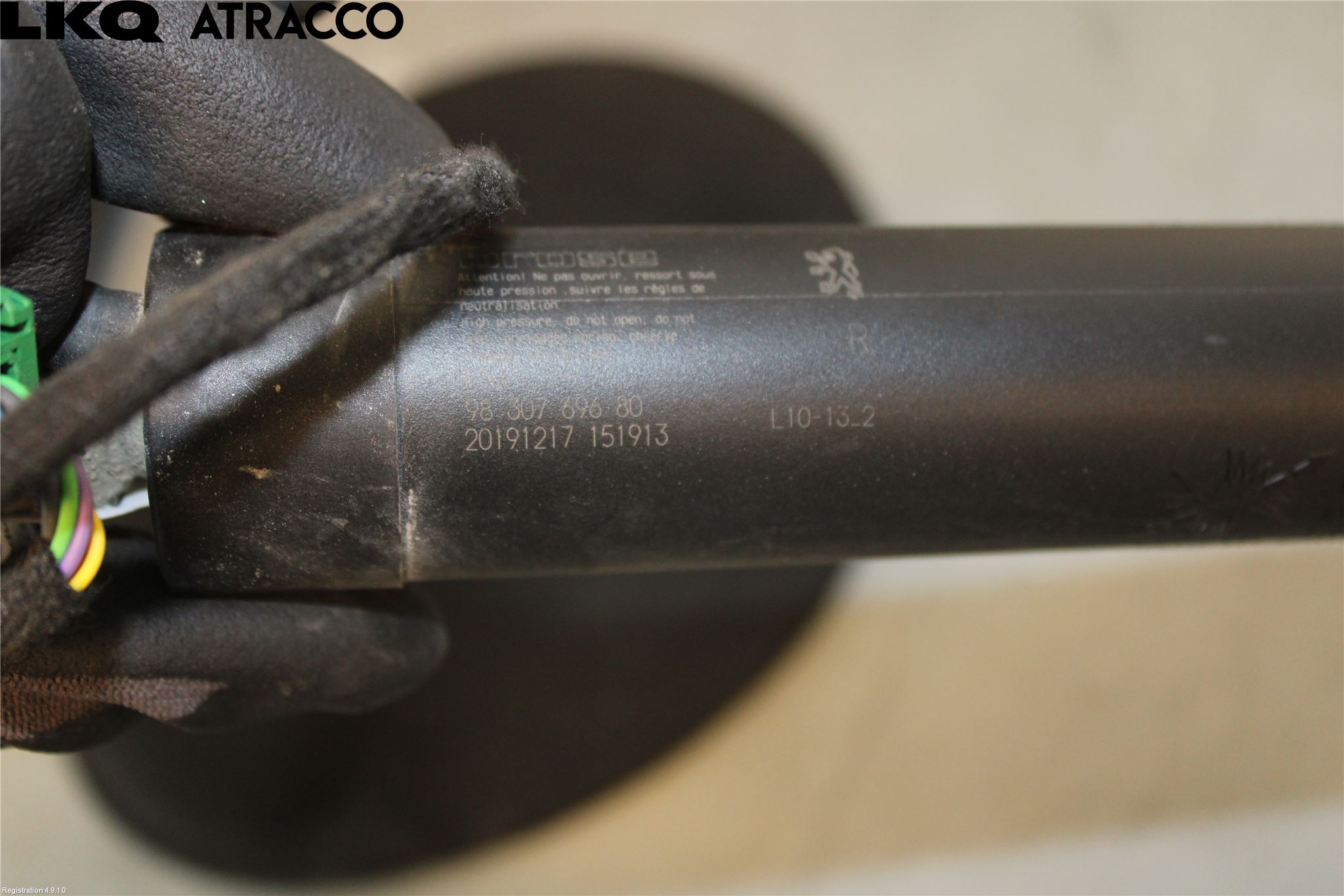 Peugeot 3008 17-24 Bakluke Demper-Gassfjær