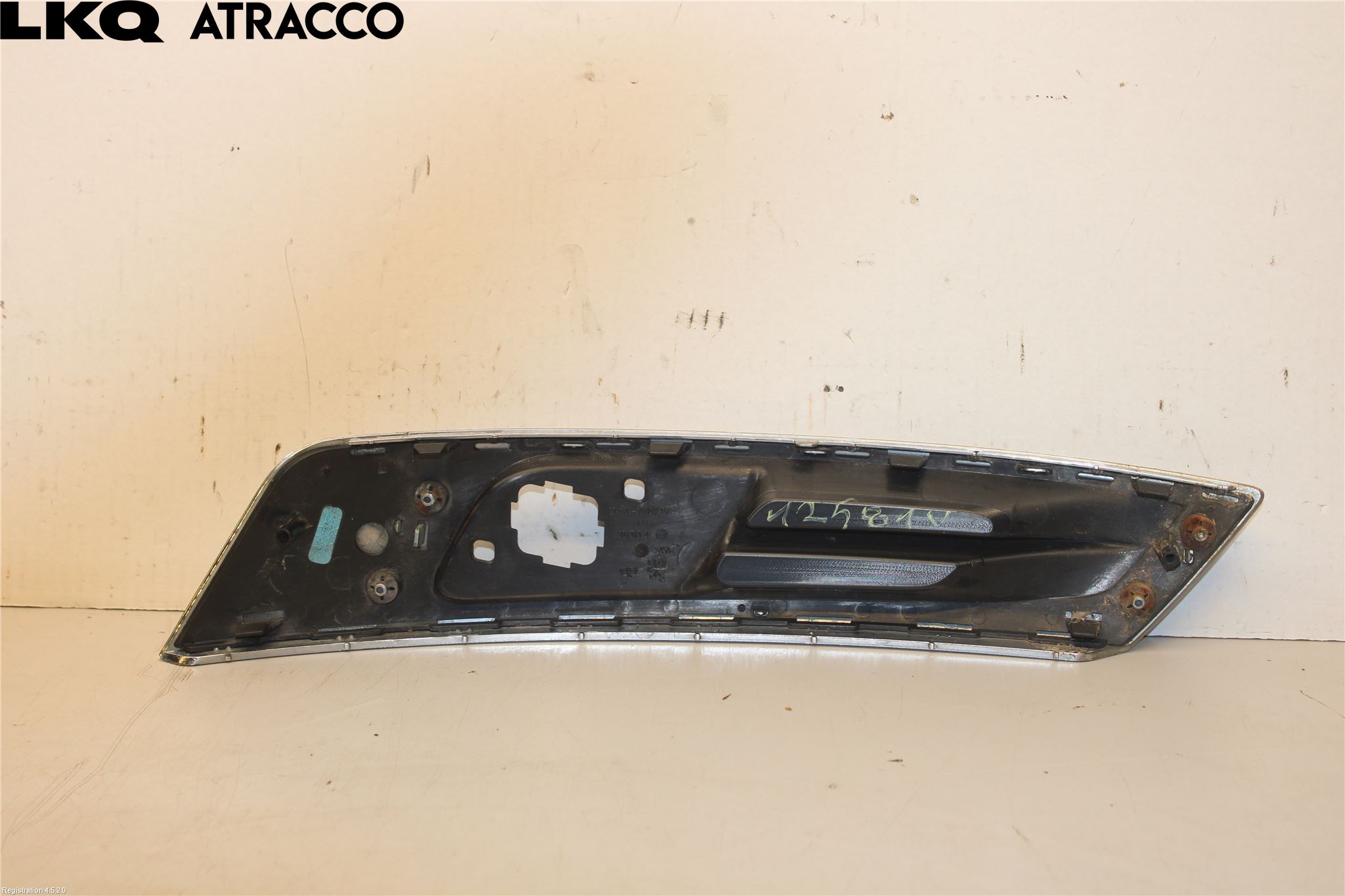 Peugeot 5008 10-16 Frontlykt Kurve-Tåkelys Ramme