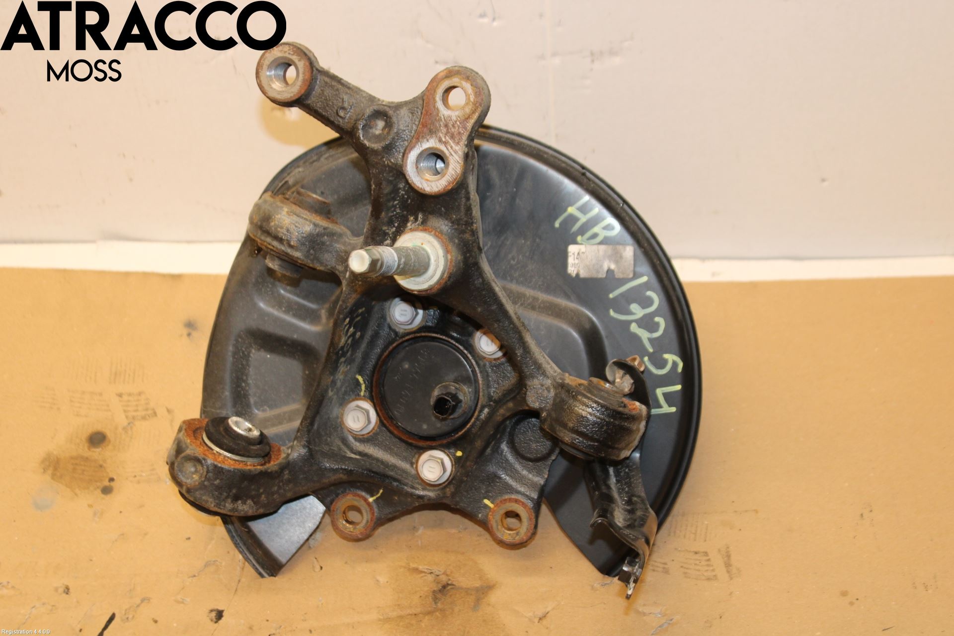 Toyota C-HR 16-23 Spindel Hb