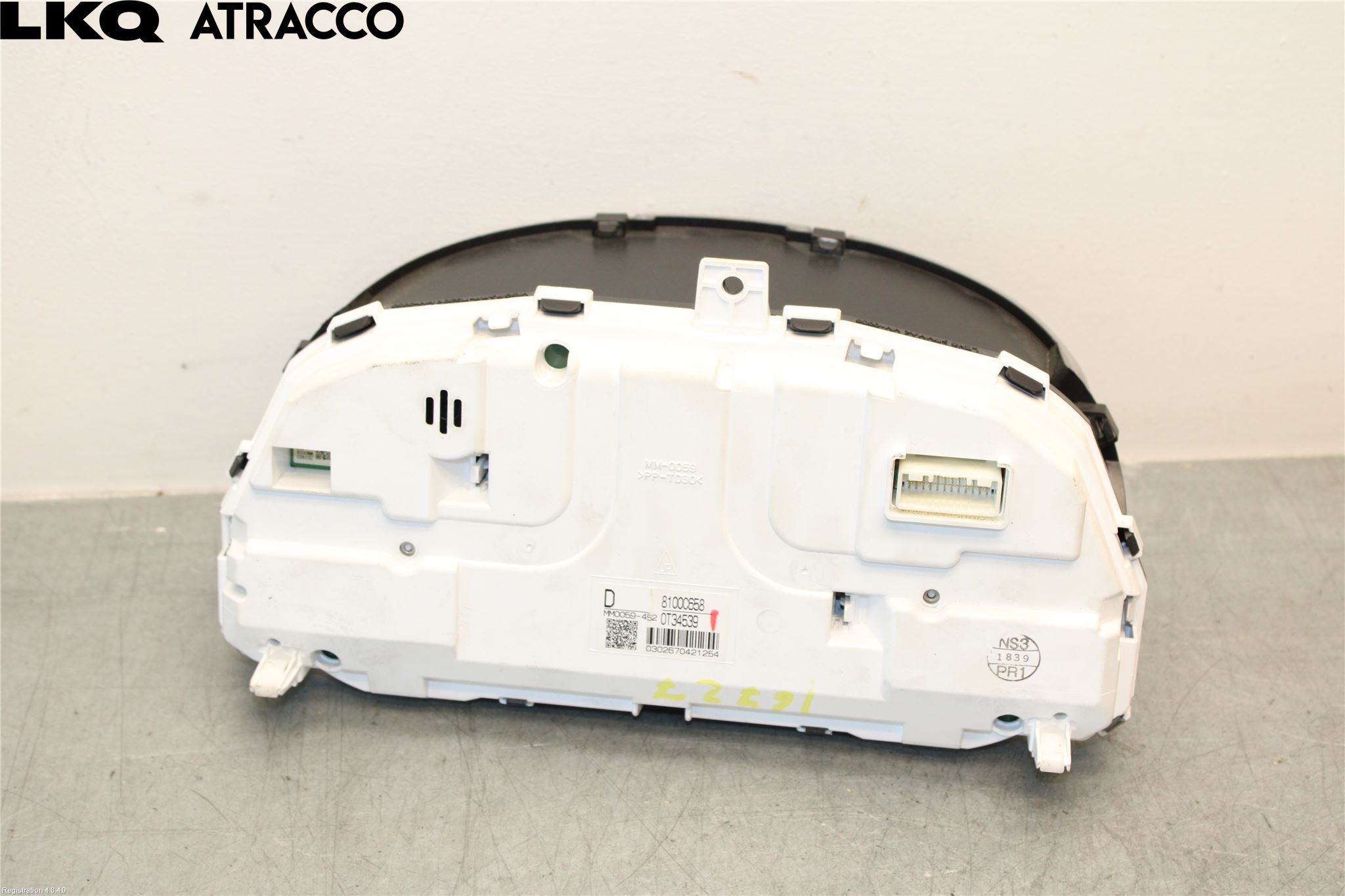 Mitsubishi OUTLANDER 13-21 Instr Kombinert