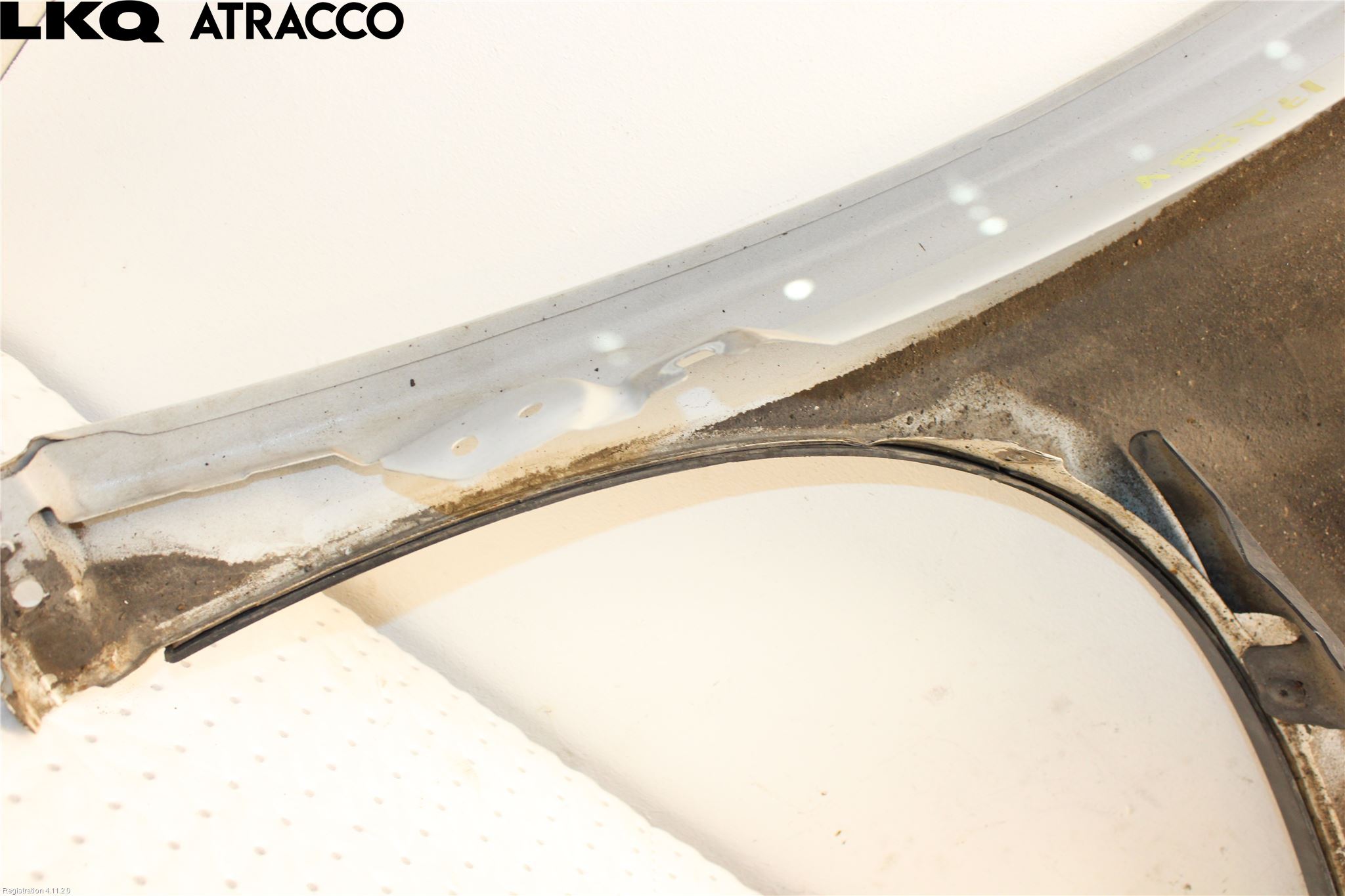 Peugeot 2008 13-20 Skjerm Foran Venstre