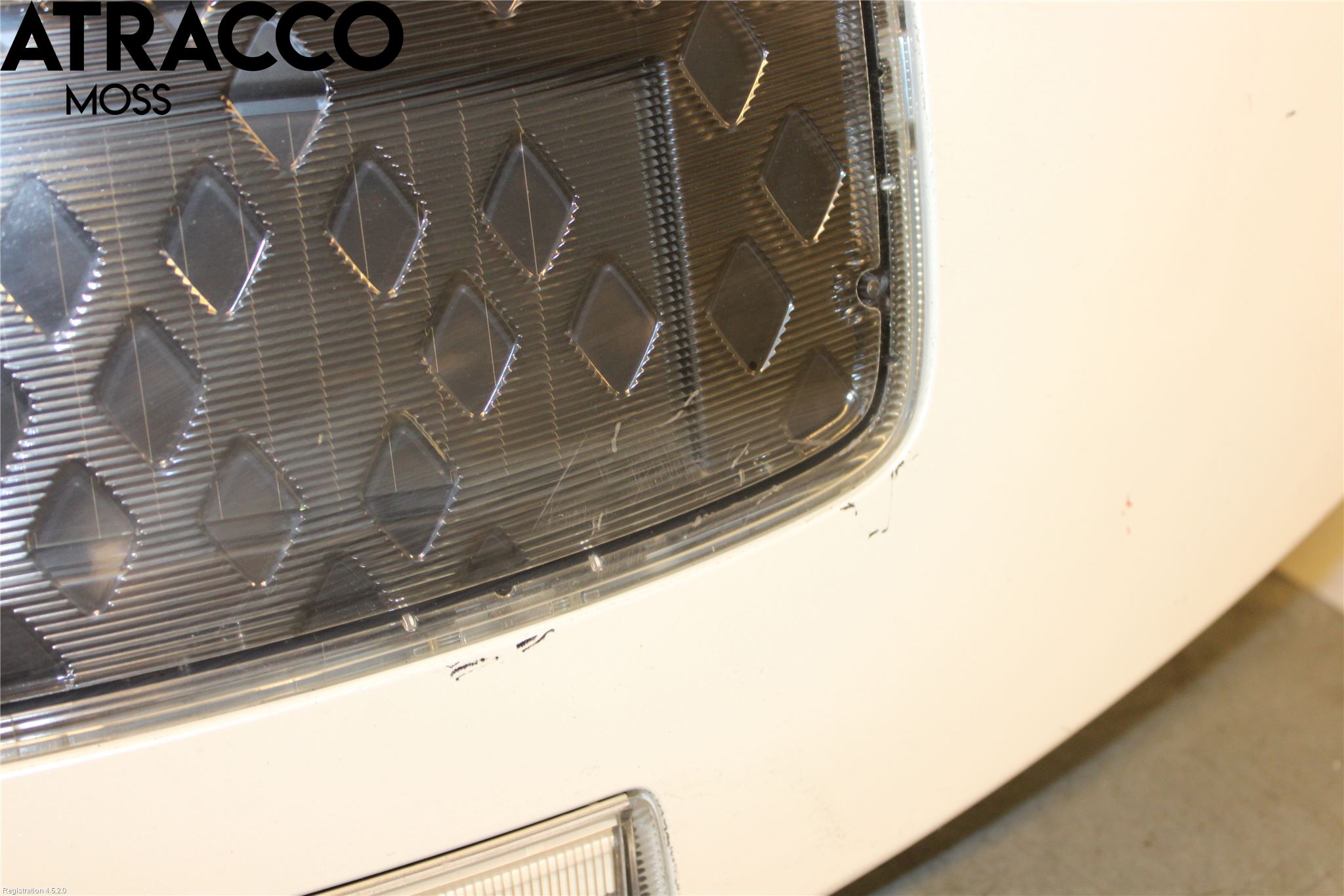 Nissan LEAF 11-17 Spoiler Bakluke