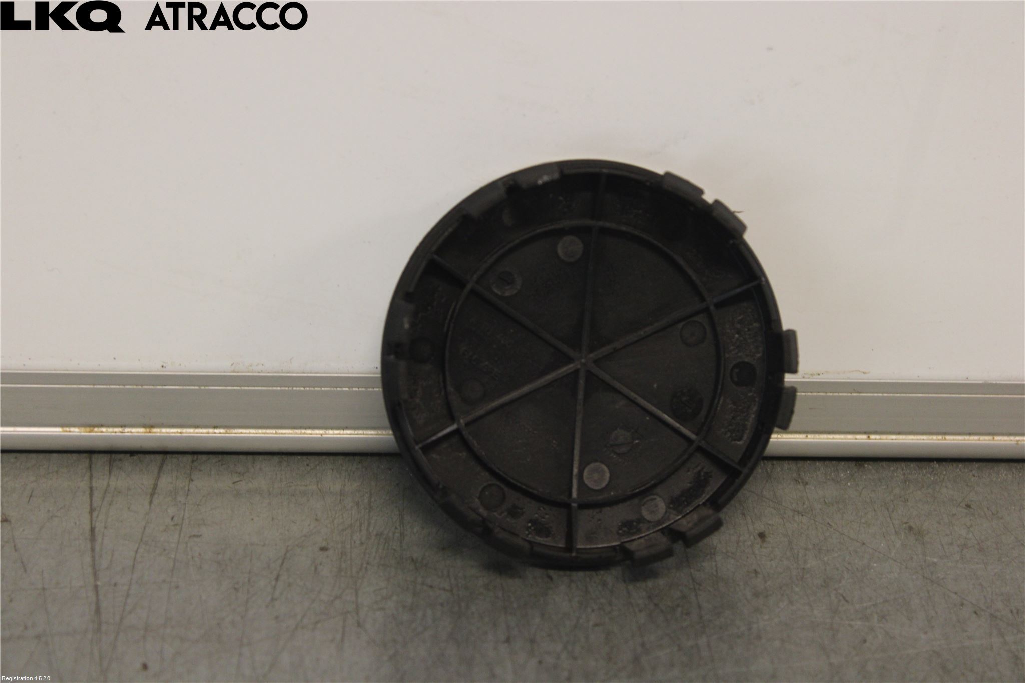 Mercedes-Benz MB E-KLASS (W212) 09-16 Hjulkapsel