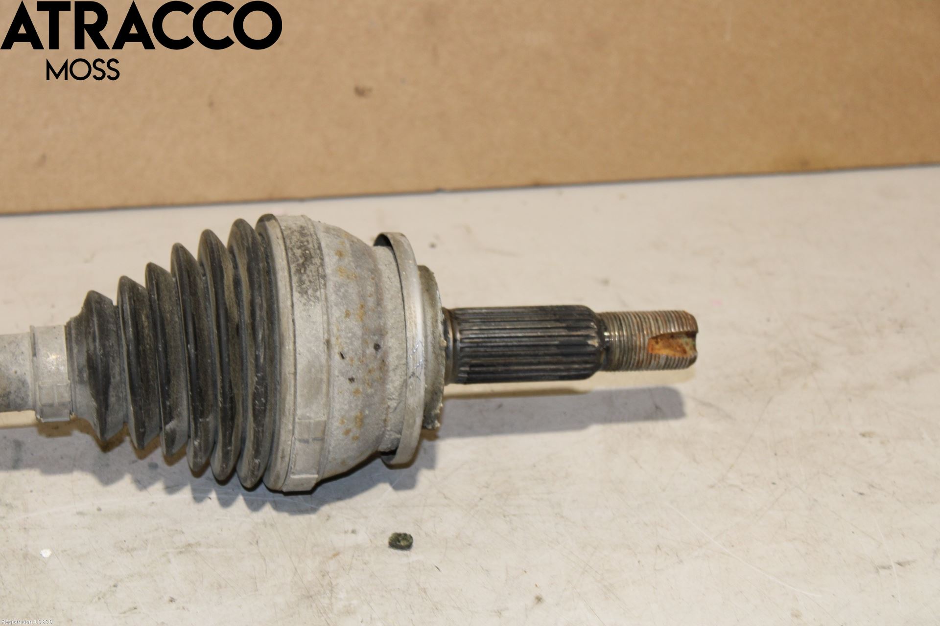 Lexus CT 200h Drivaksel Foran Kompl Venstre