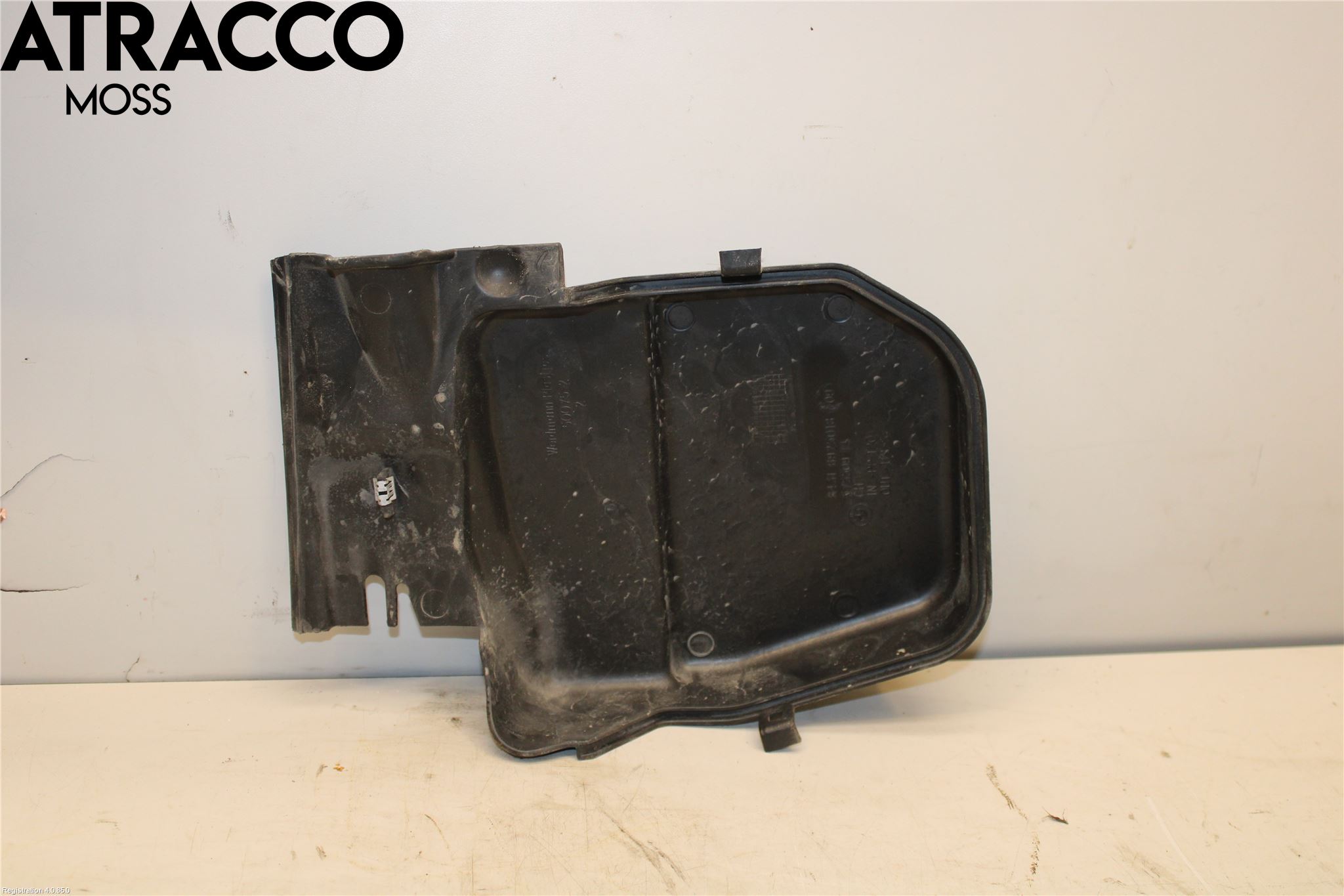 BMW 3 E90/91 SED/TOU 05-12 Visker Deksel-Grill-Under Frr