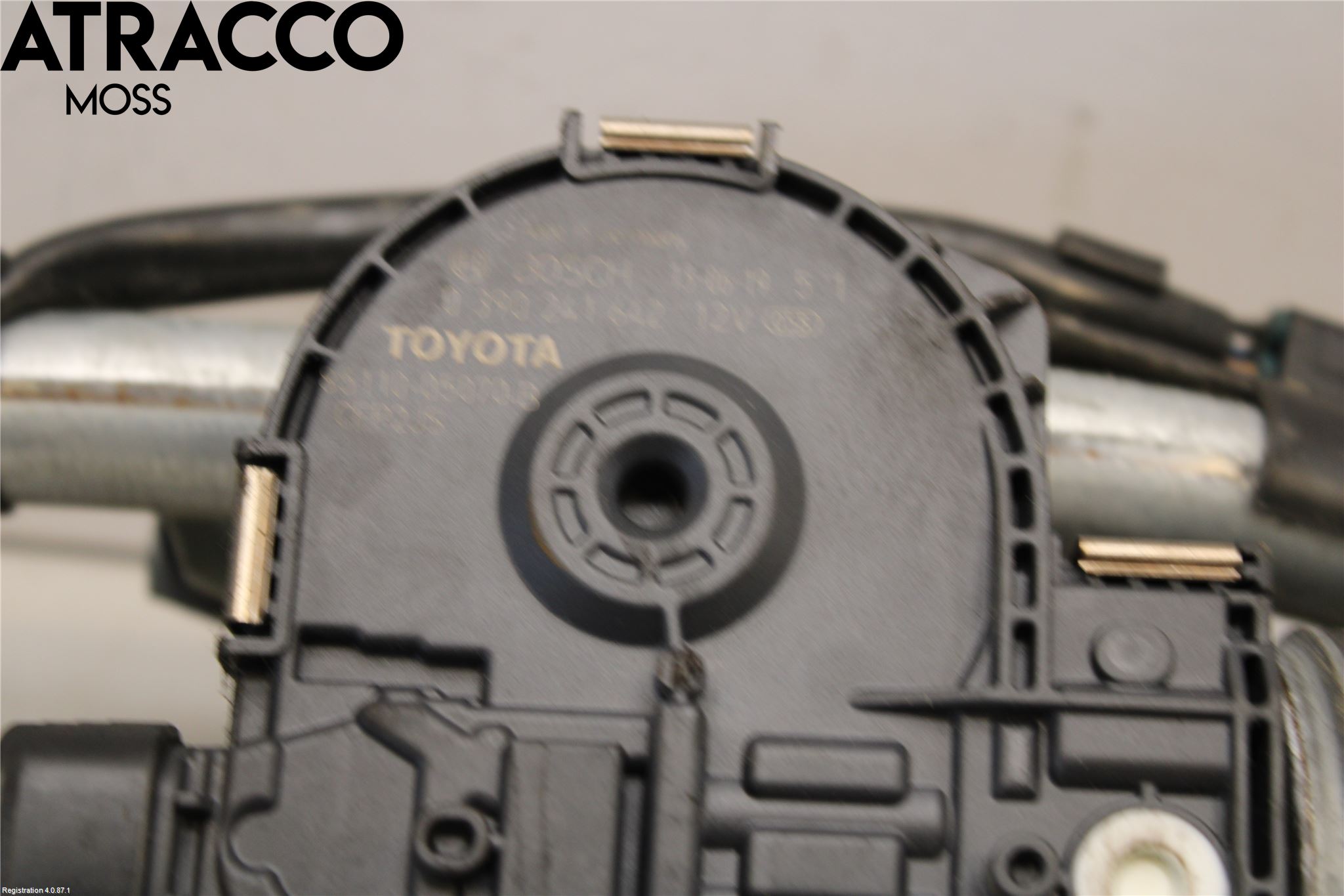 Toyota AVENSIS 09-15 Viskermotor Frontrute