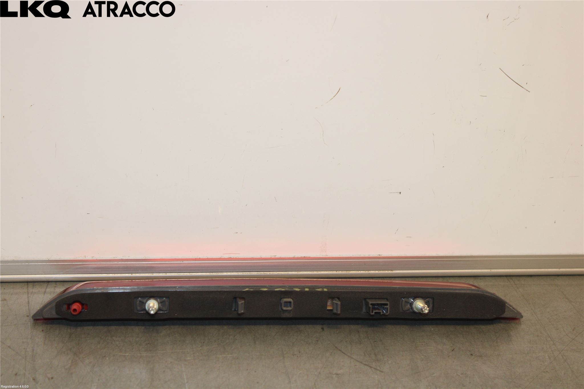 Peugeot 5008 17-24 Bremselys Bakrute