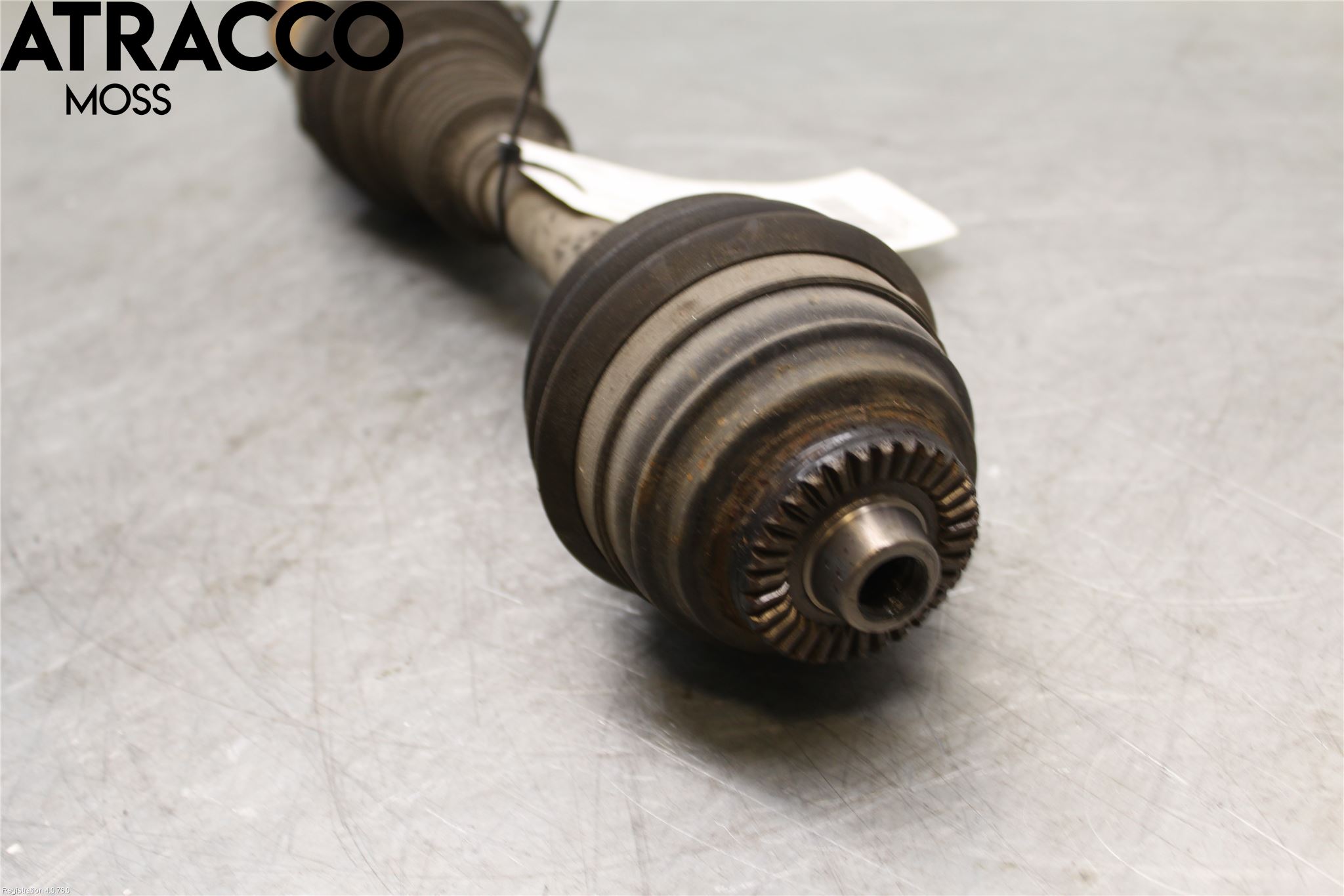 BMW X1 E84 10-15 Drivaksel Foran Kompl Venstre